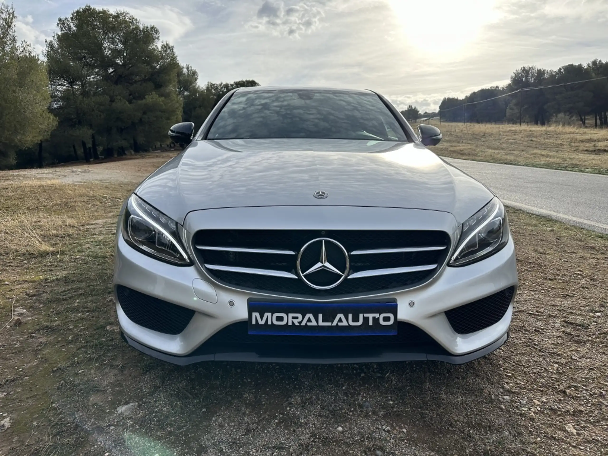 Mercedes-Benz - C 220