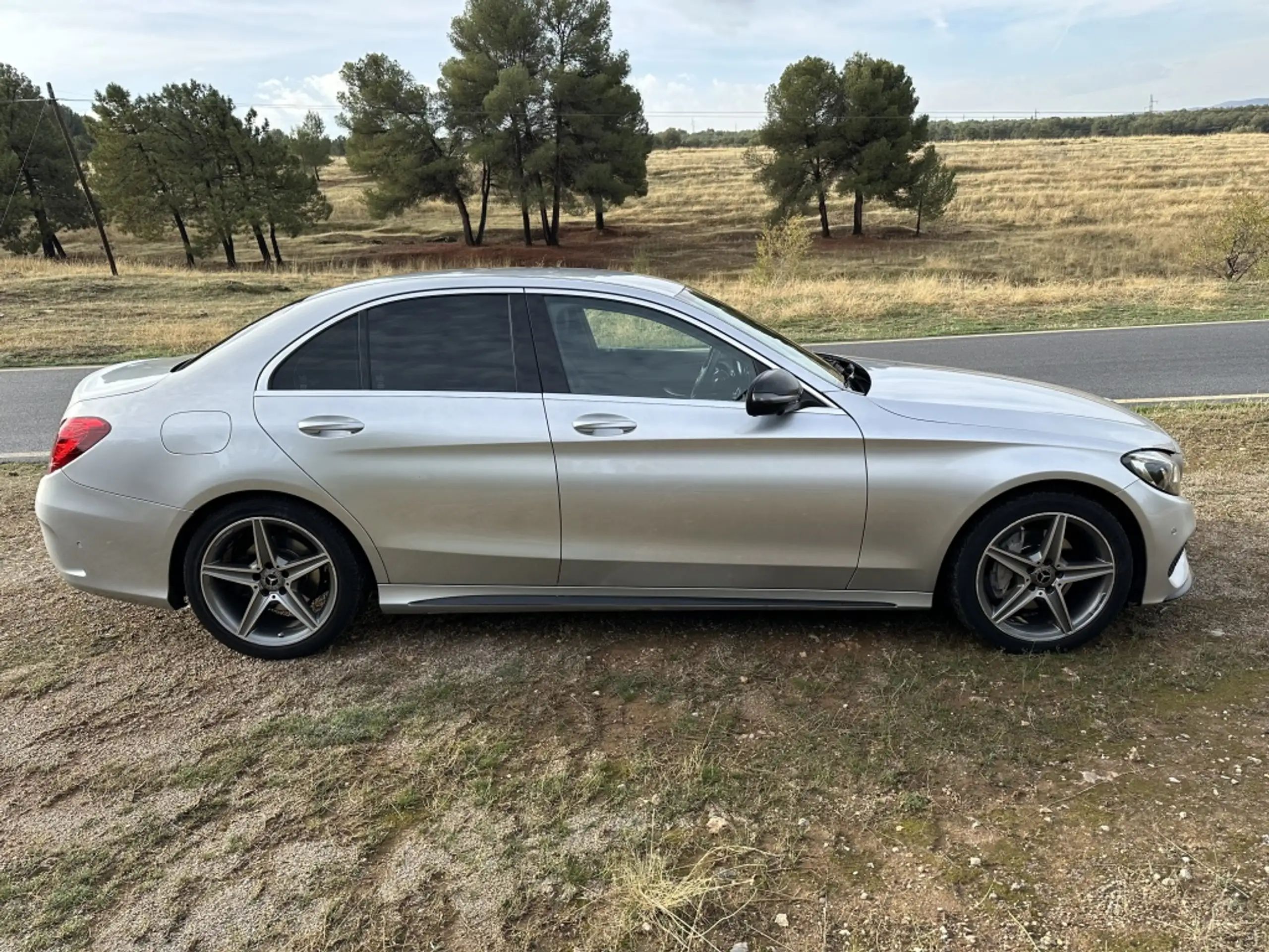 Mercedes-Benz - C 220