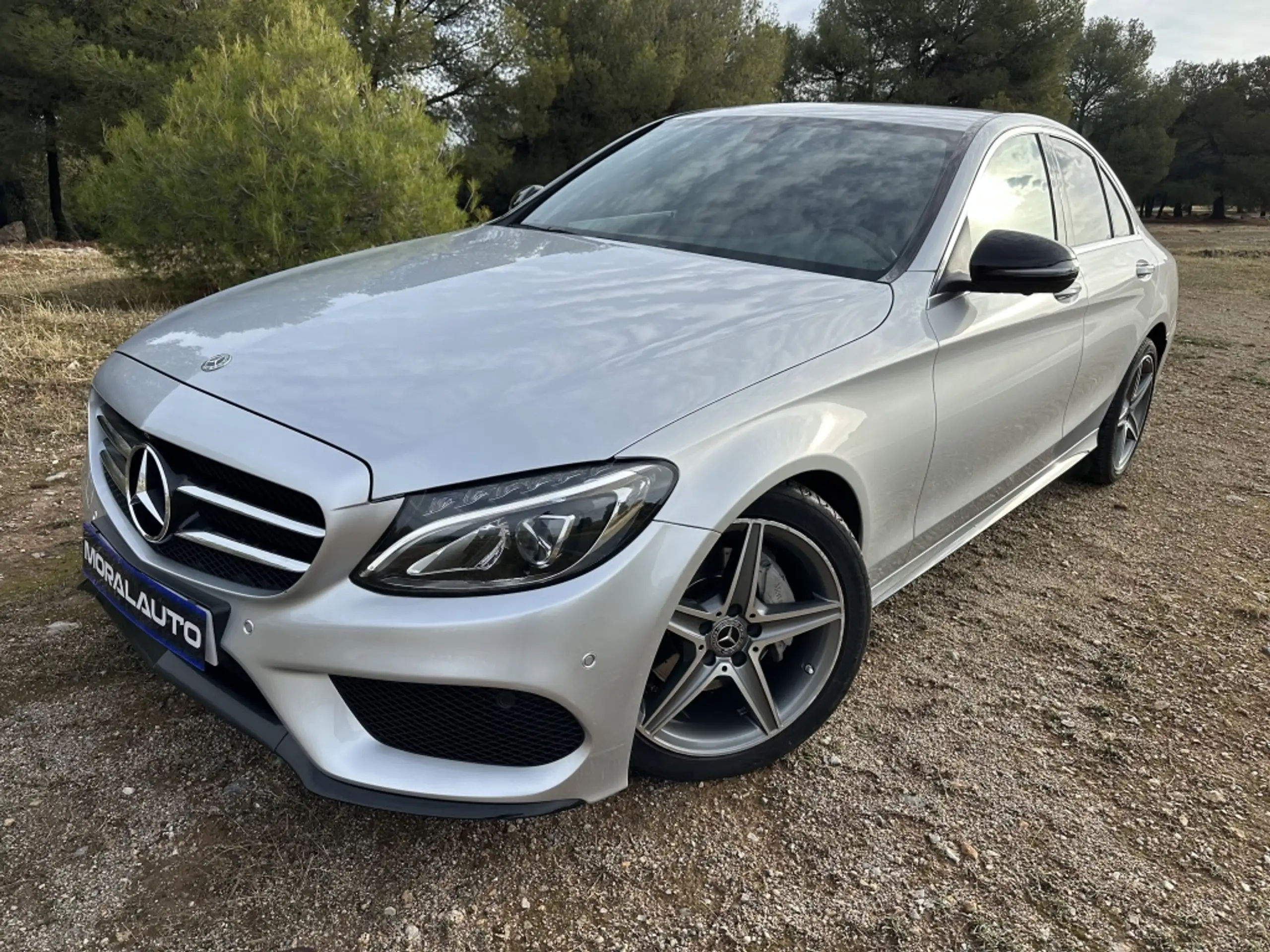 Mercedes-Benz - C 220