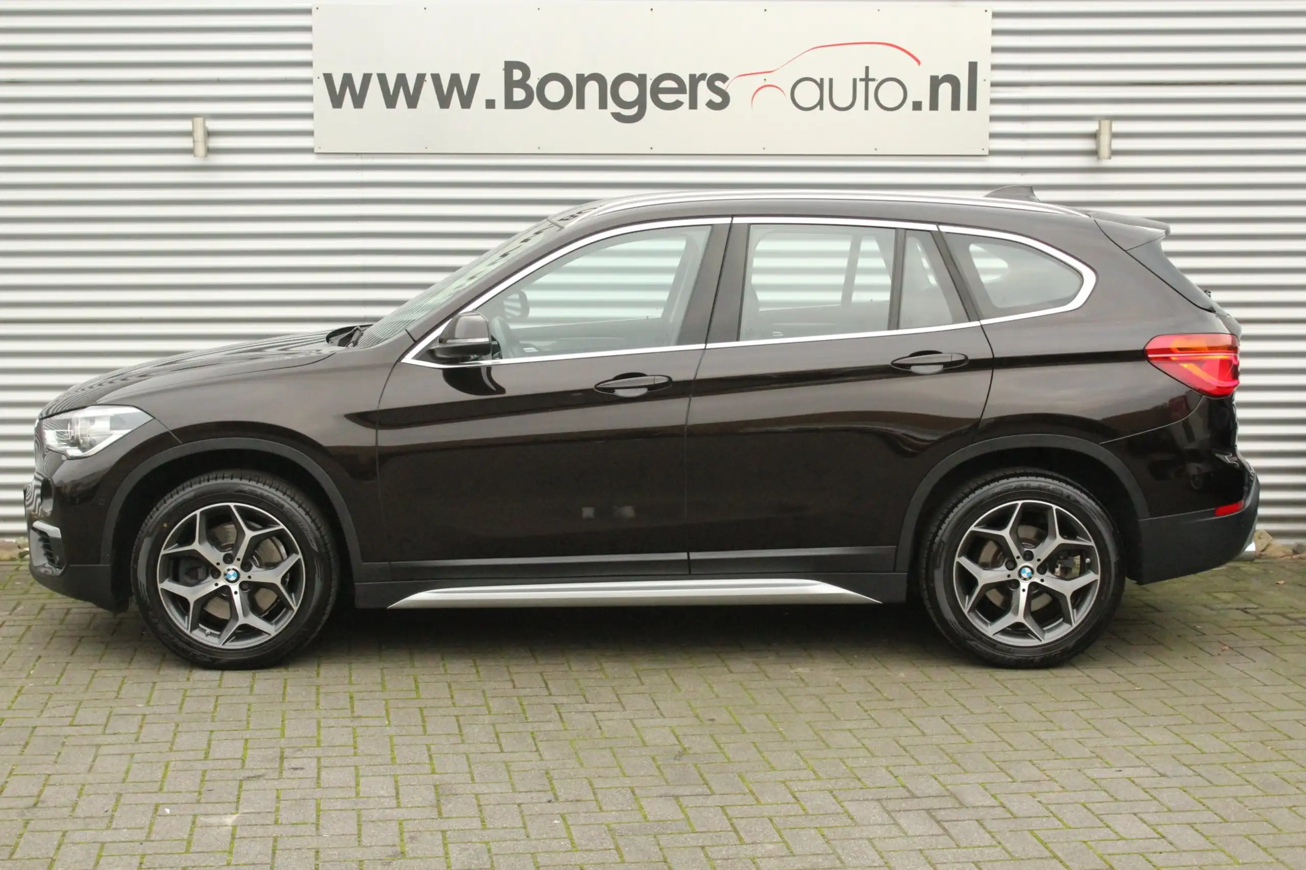 BMW - X1