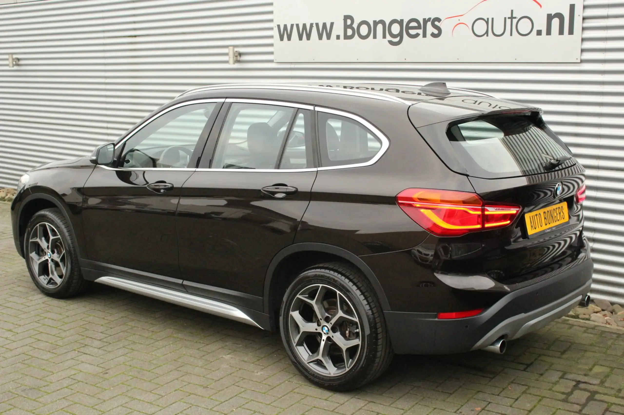 BMW - X1