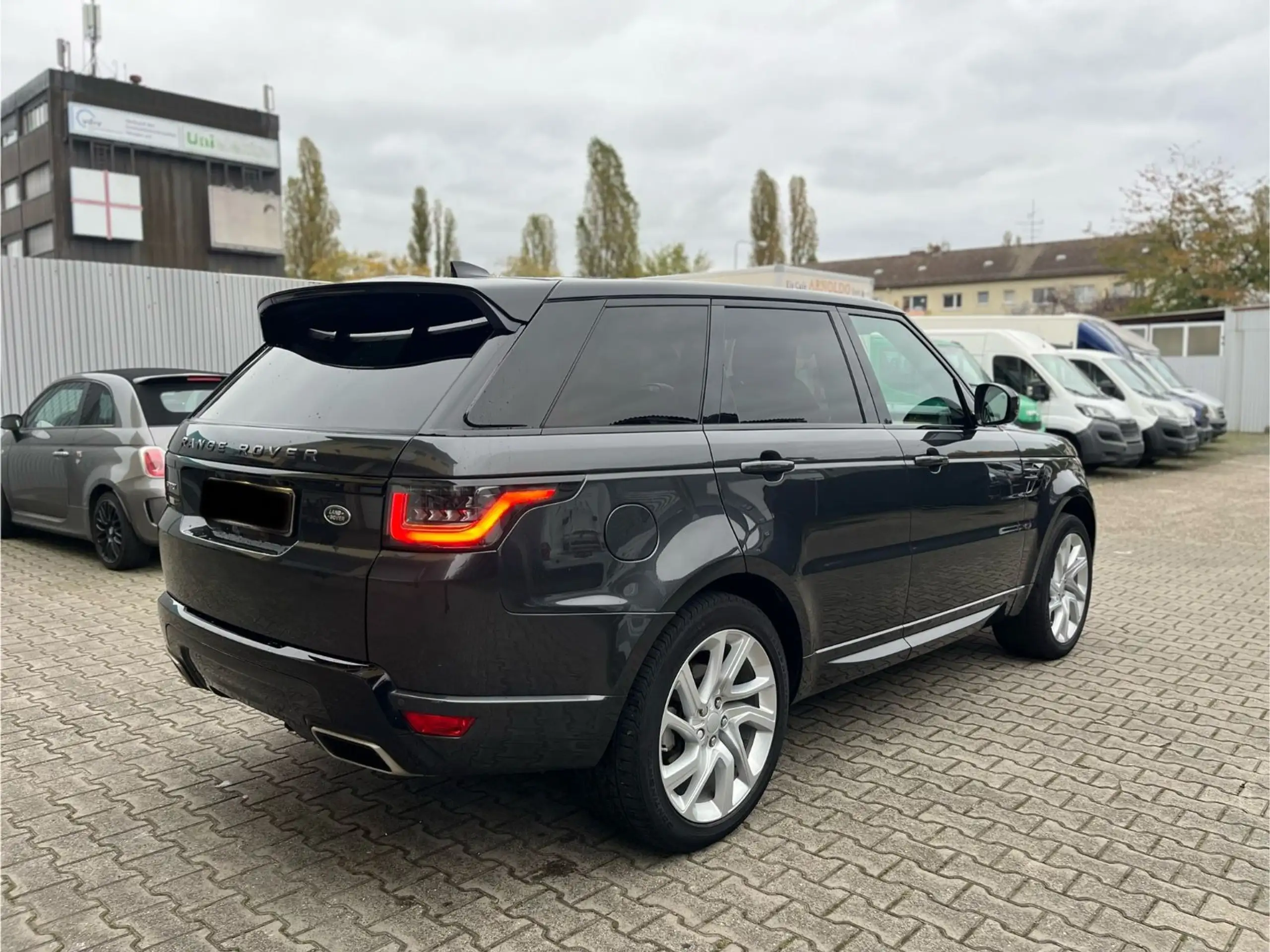 Land Rover - Range Rover Sport