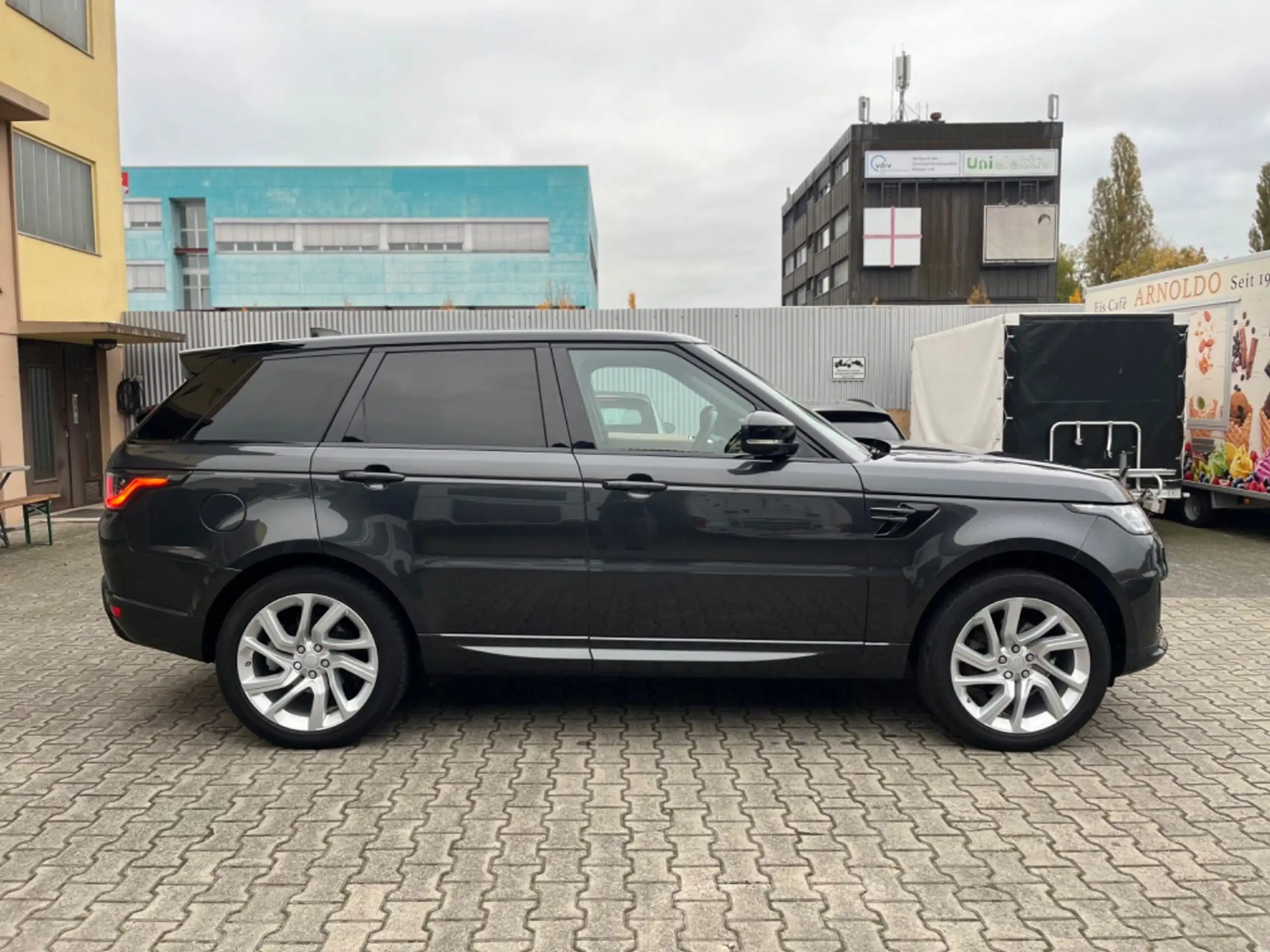 Land Rover - Range Rover Sport