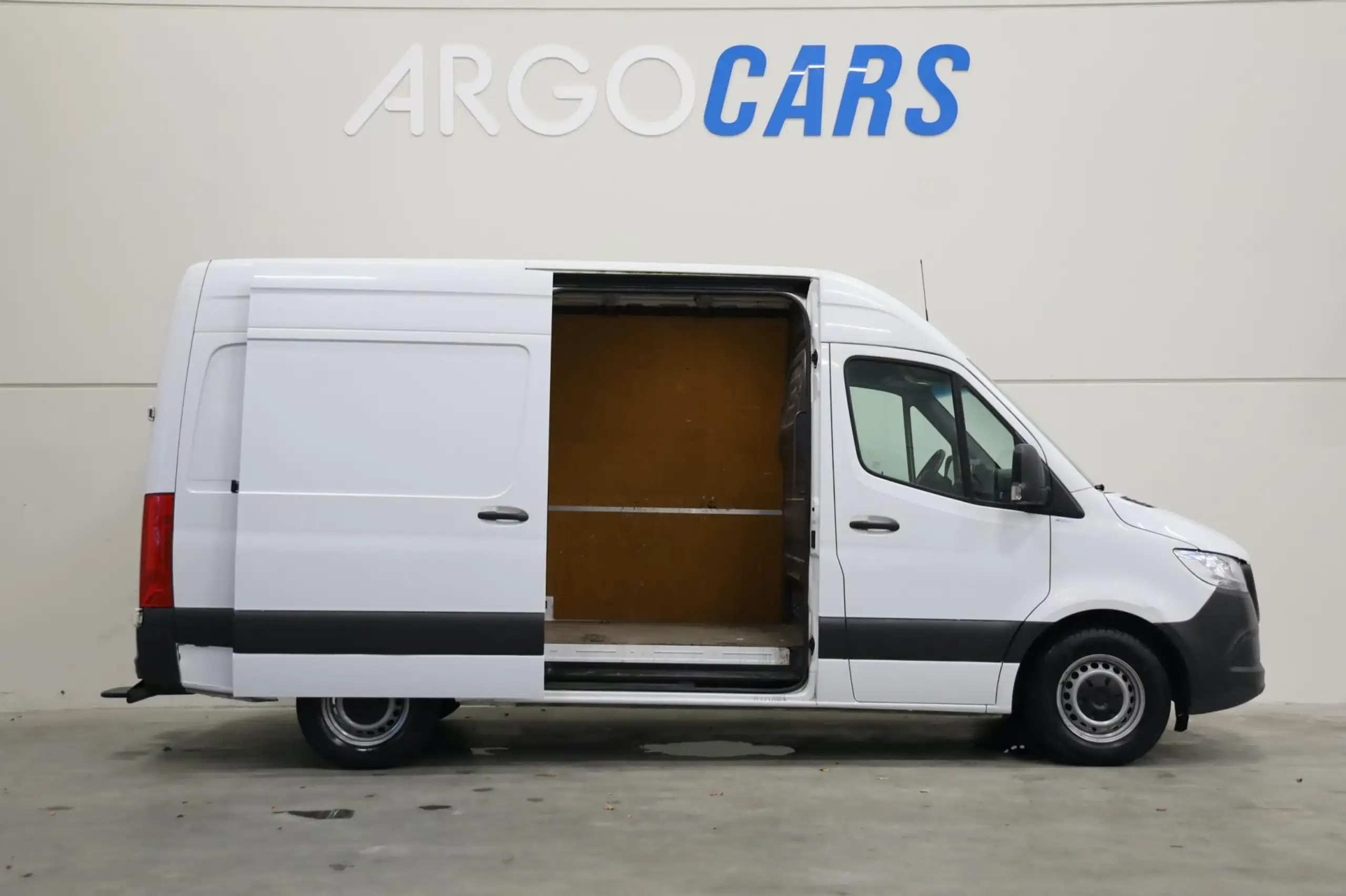 Mercedes-Benz - Sprinter