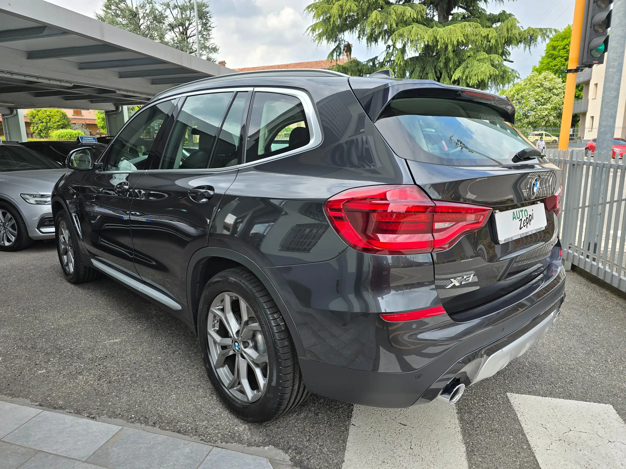 BMW - X3