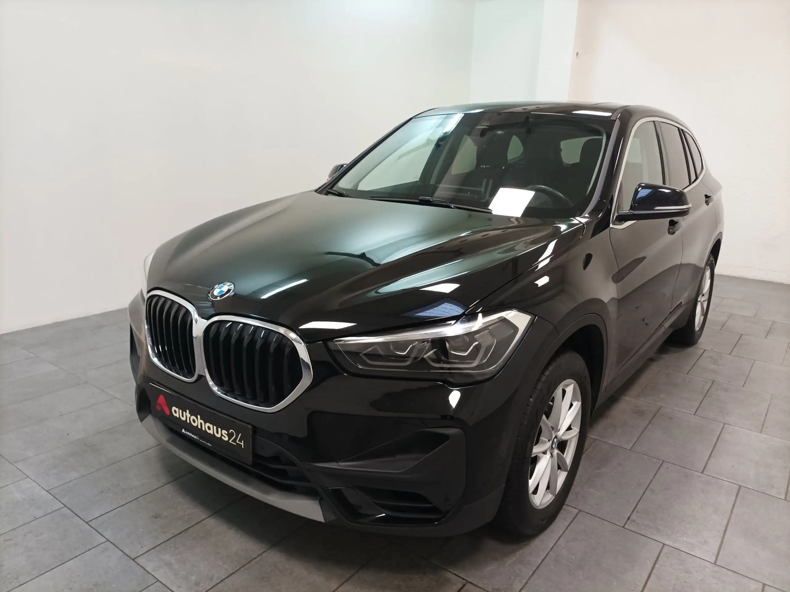 BMW - X1