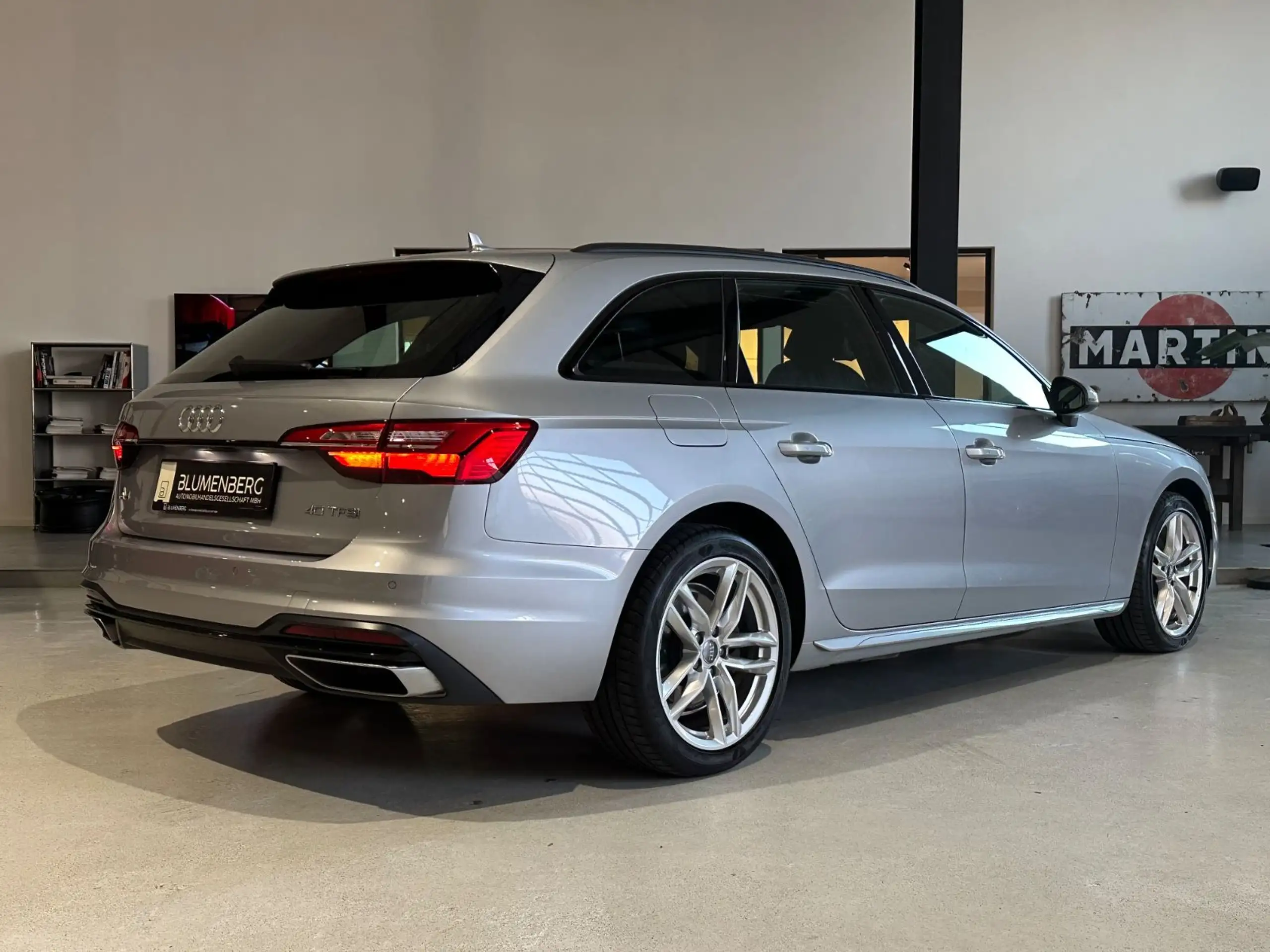 Audi - A4