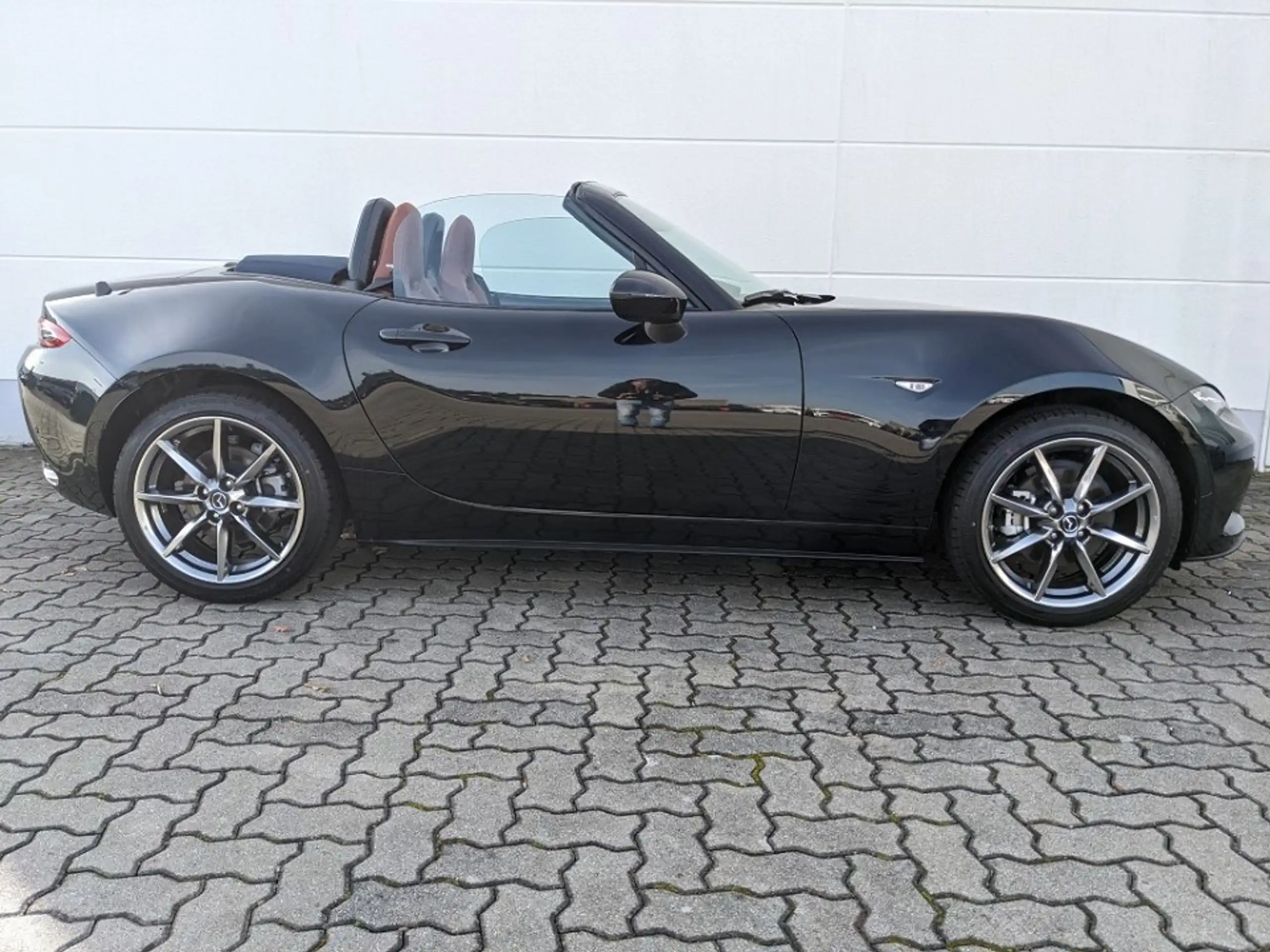 Mazda - MX-5