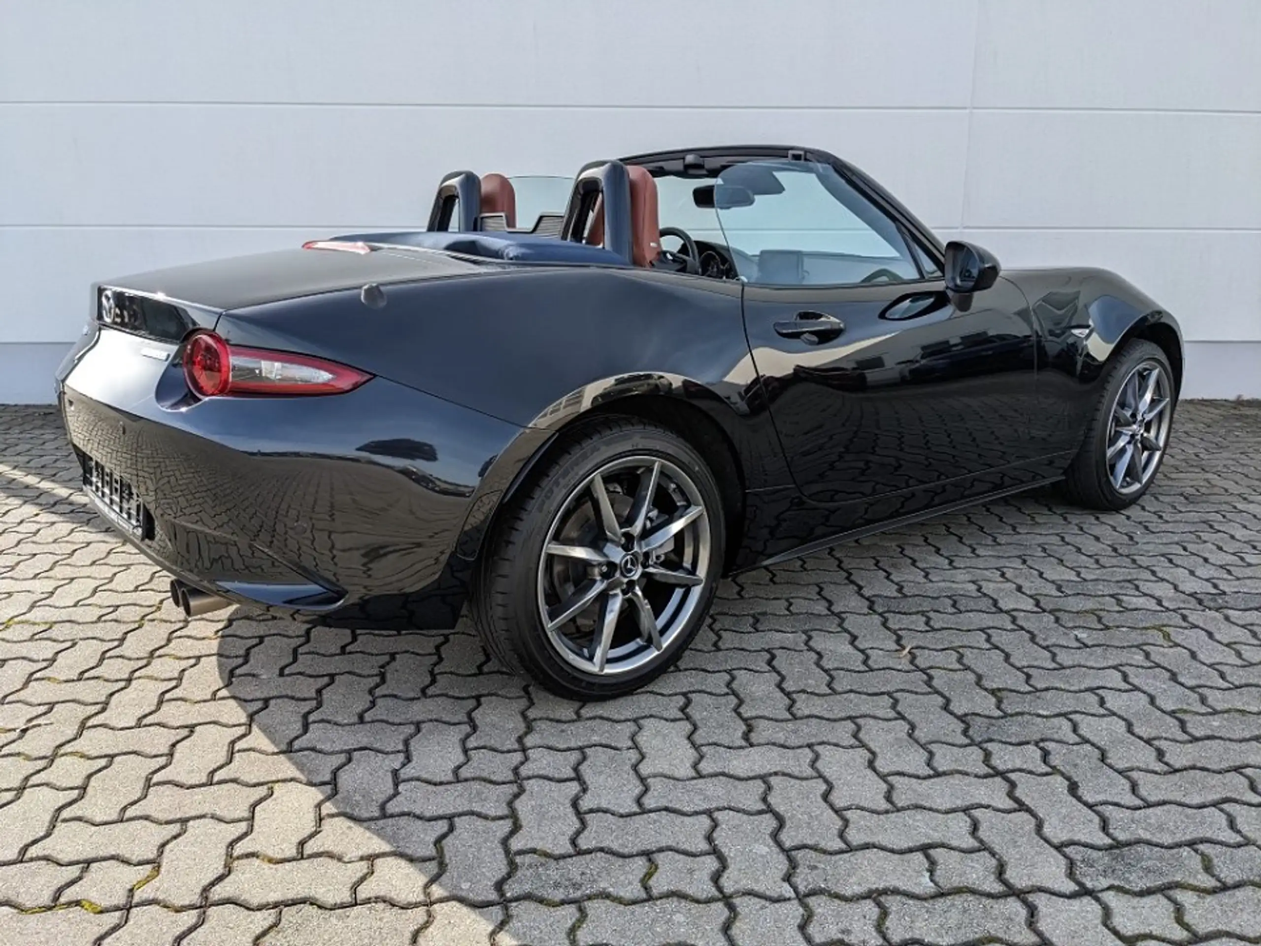 Mazda - MX-5