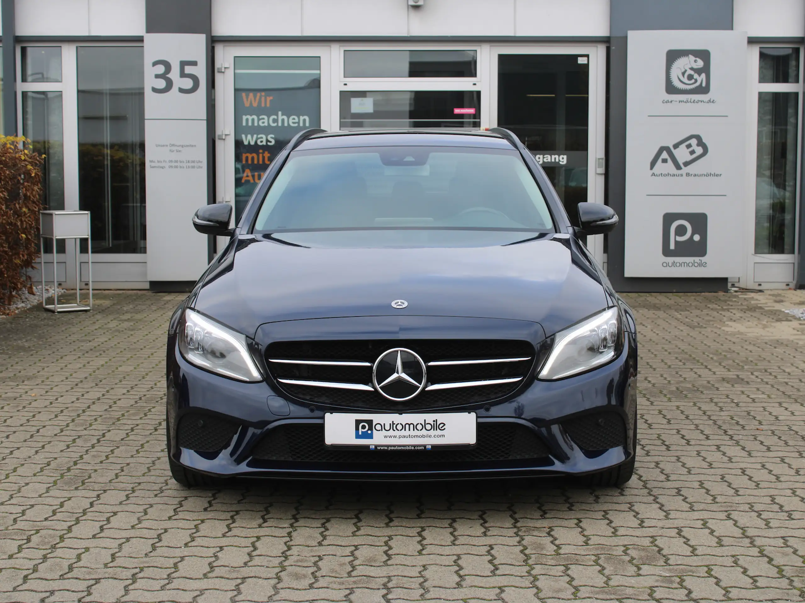 Mercedes-Benz - C 220