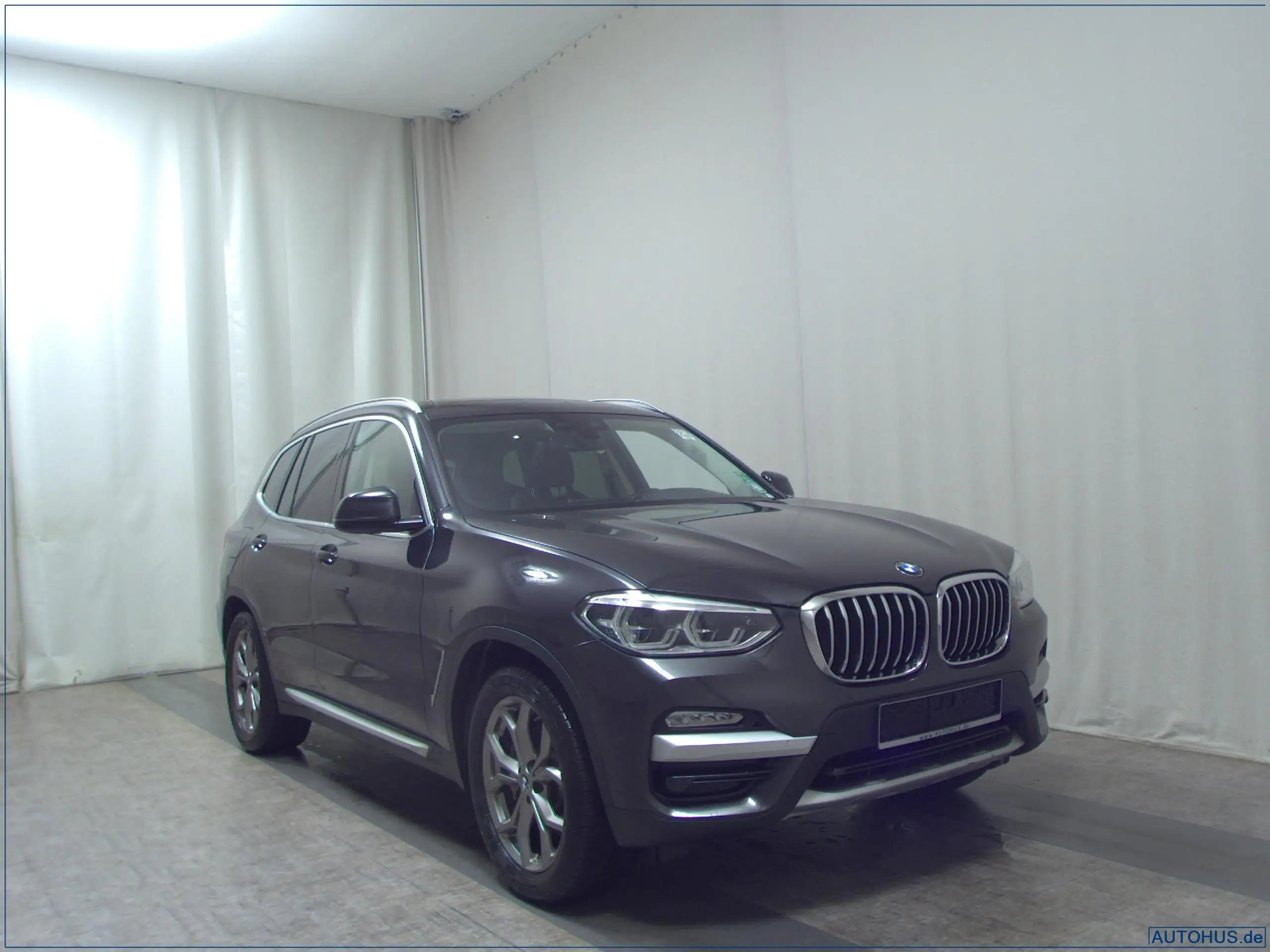 BMW - X3