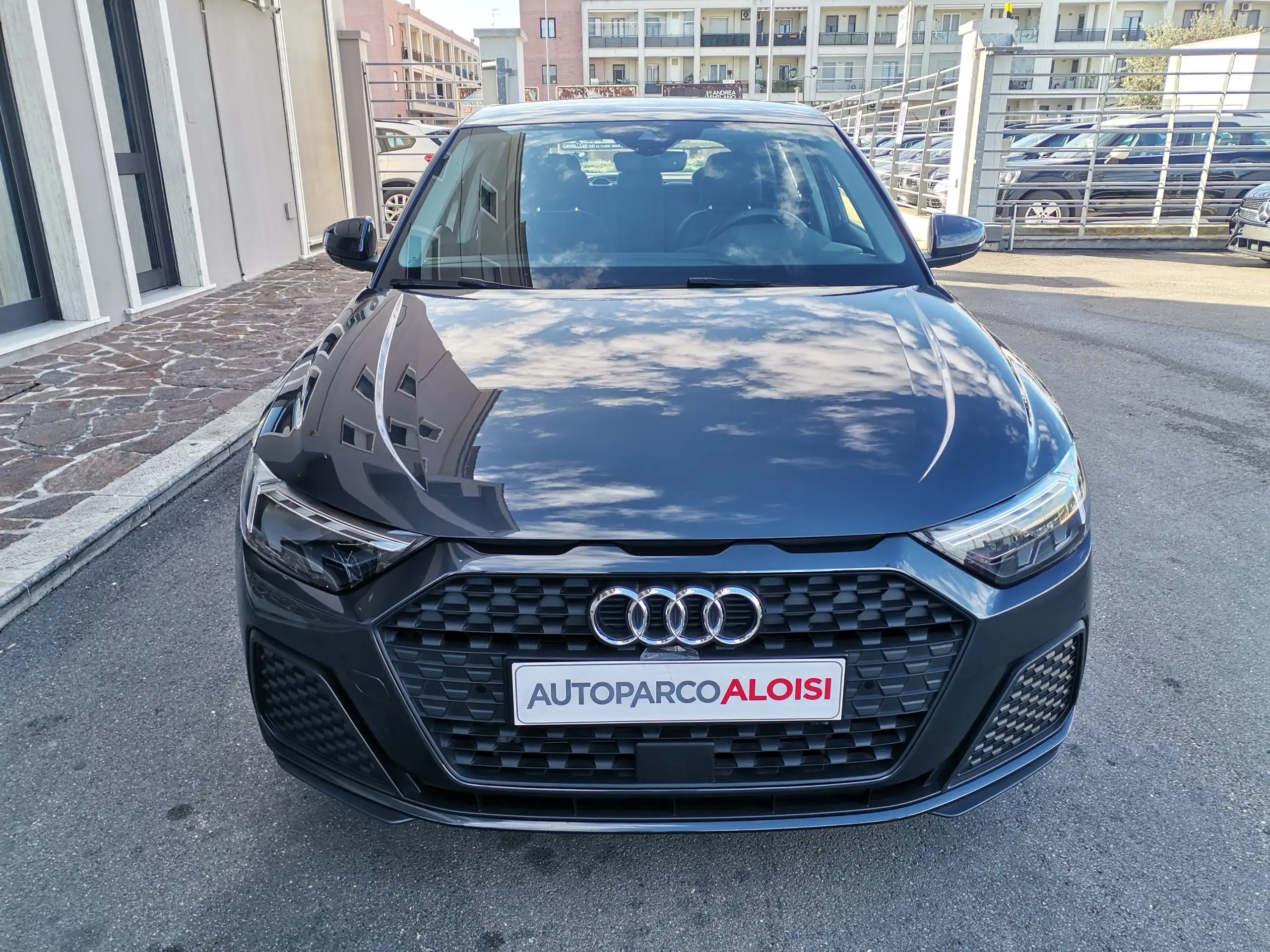 Audi - A1