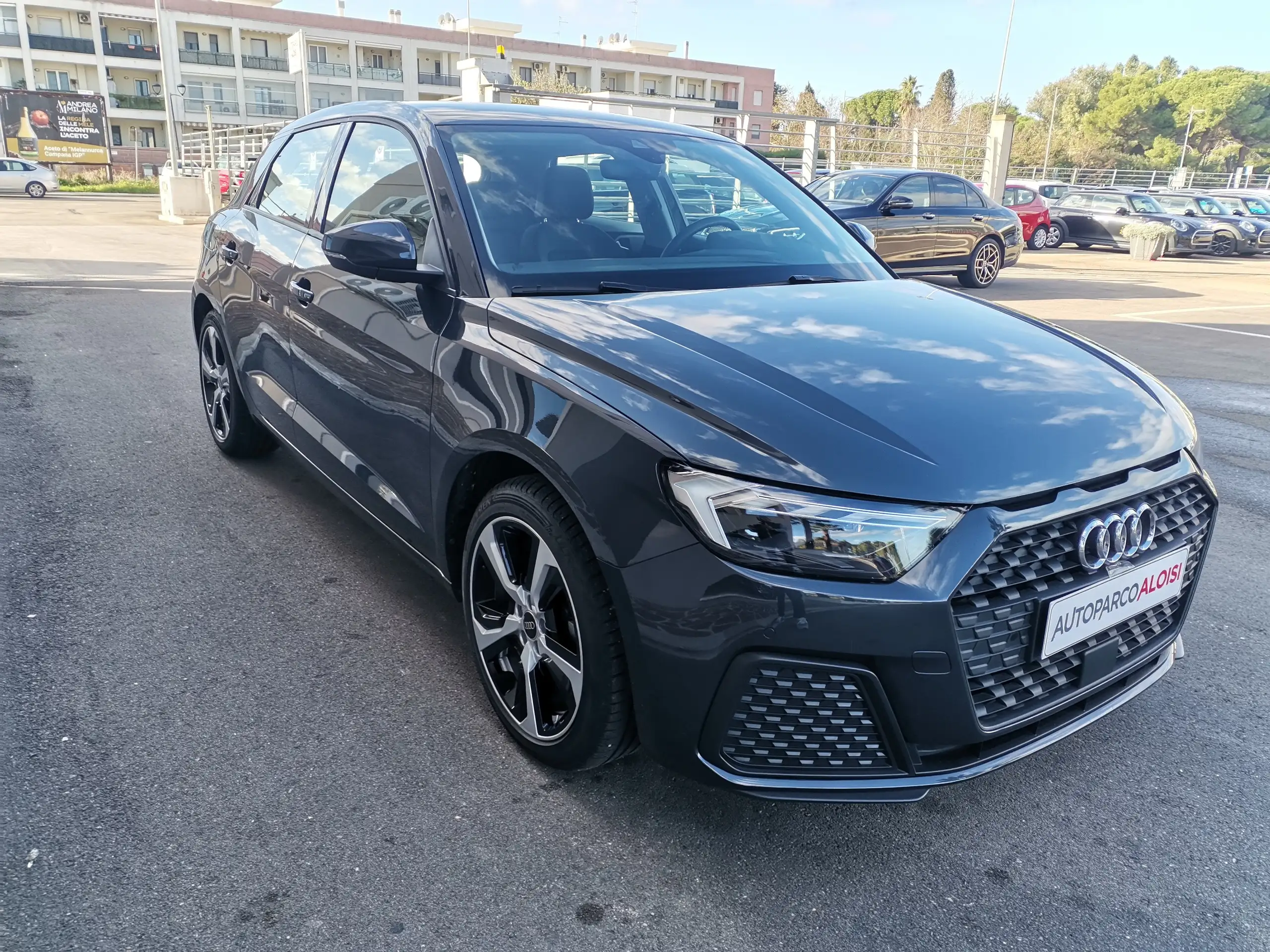 Audi - A1