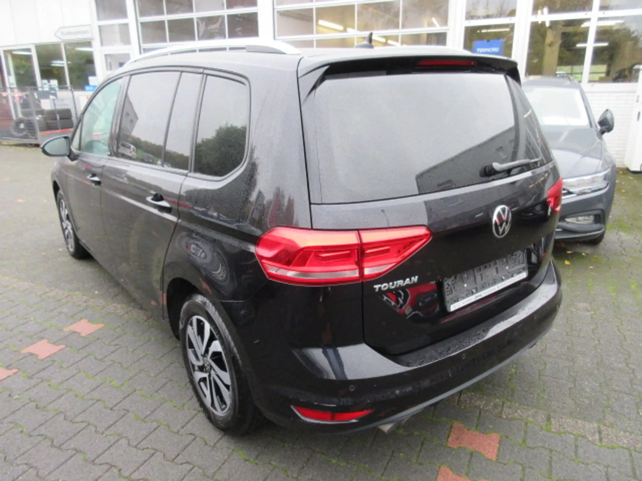 Volkswagen - Touran