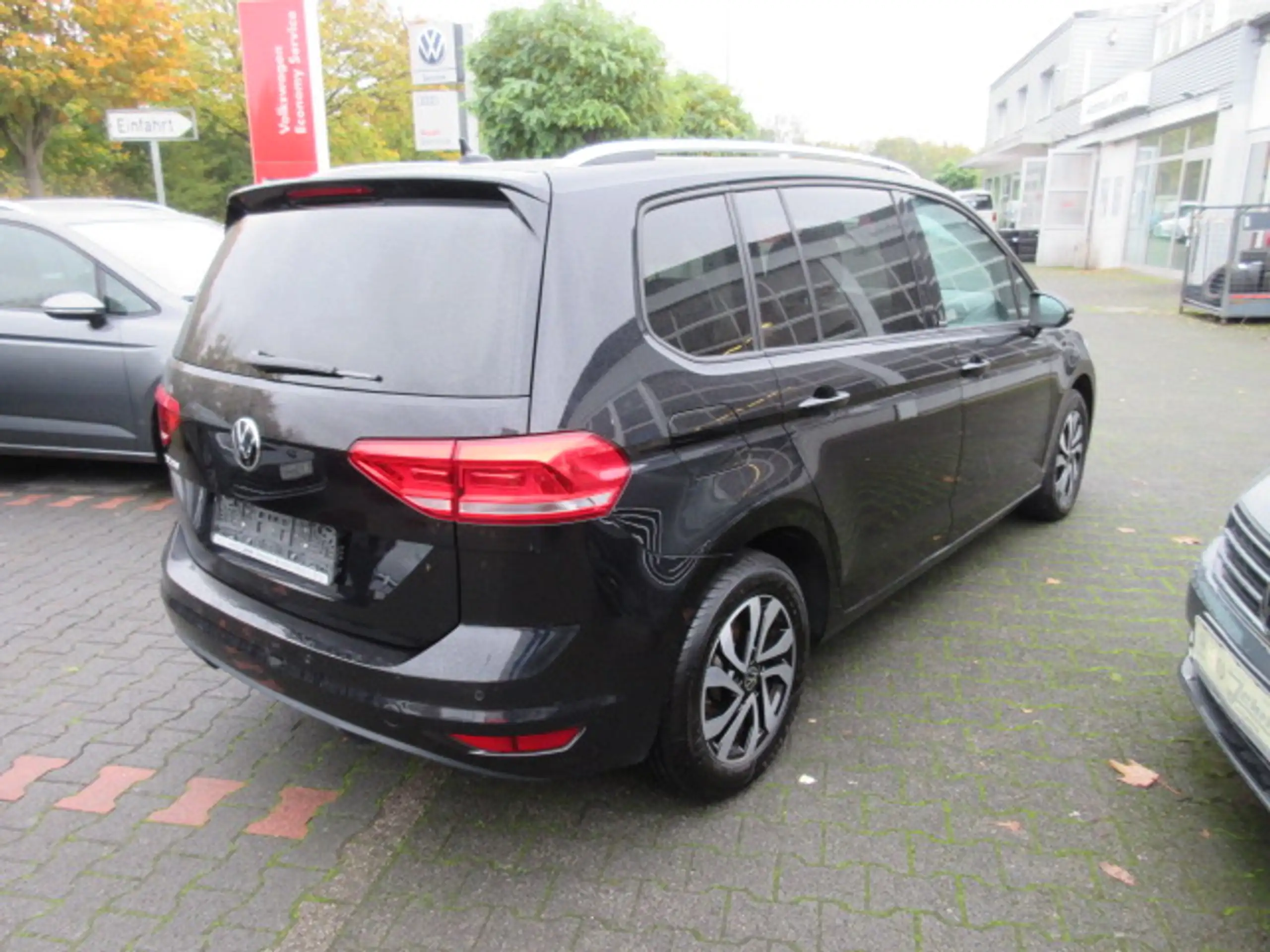 Volkswagen - Touran