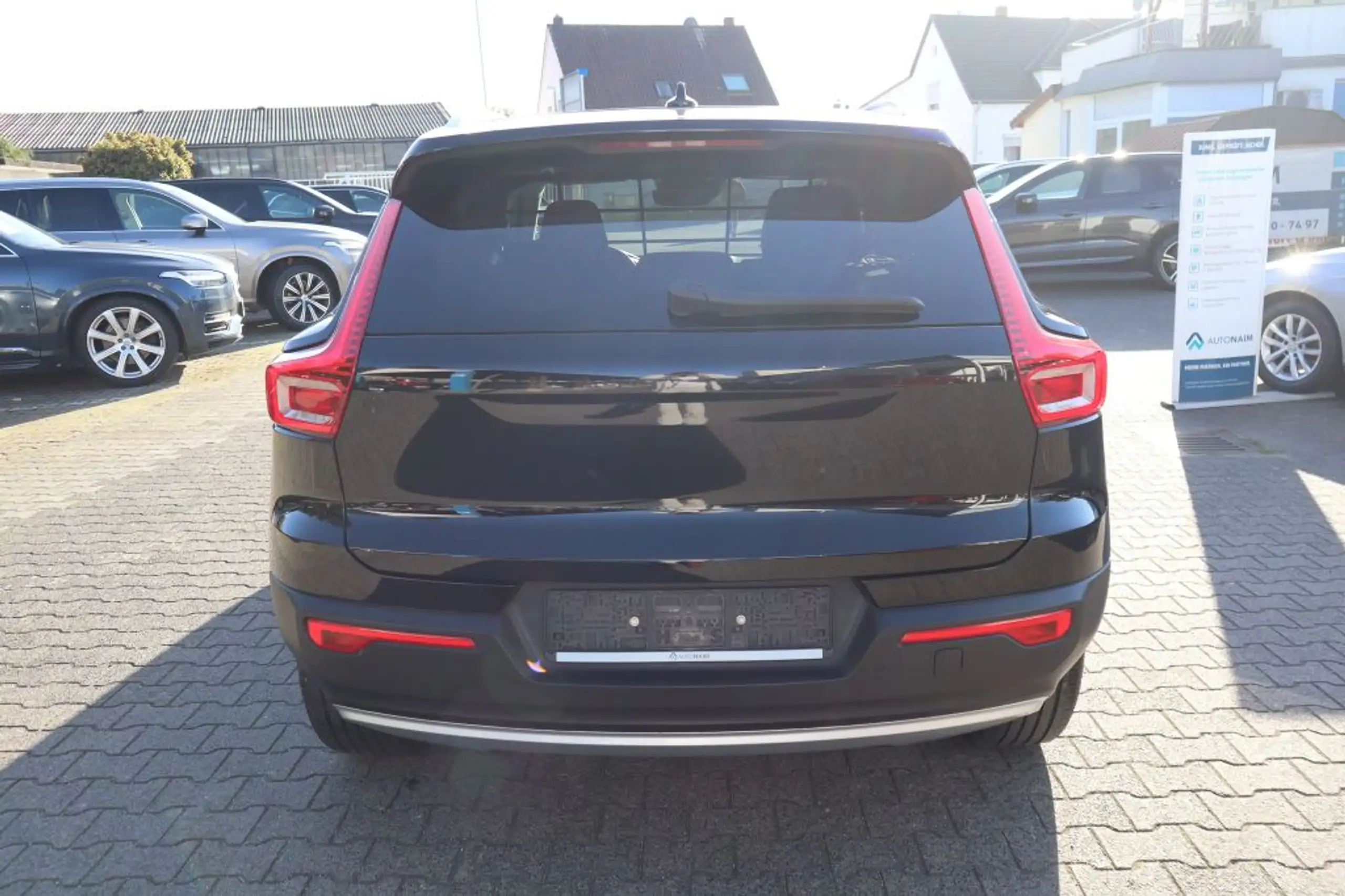 Volvo - XC40