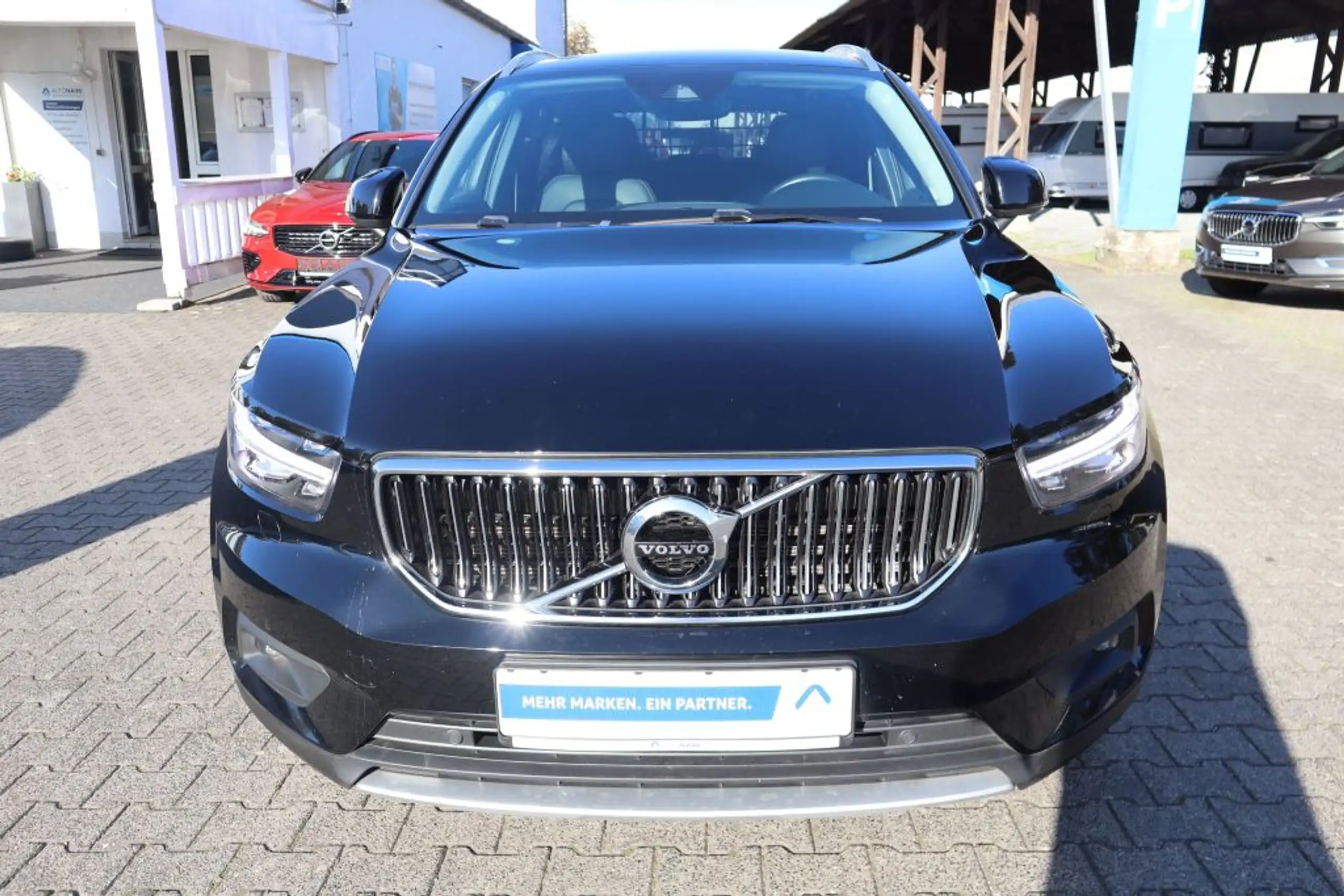 Volvo - XC40