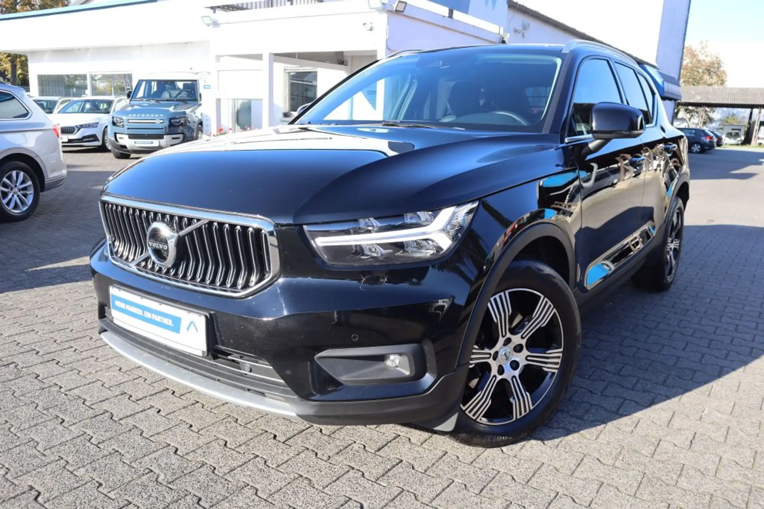 Volvo - XC40