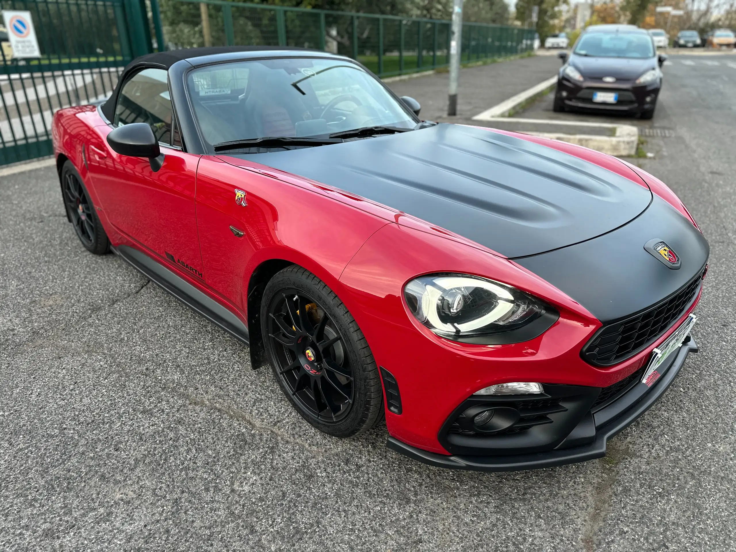 Abarth - 124 Spider