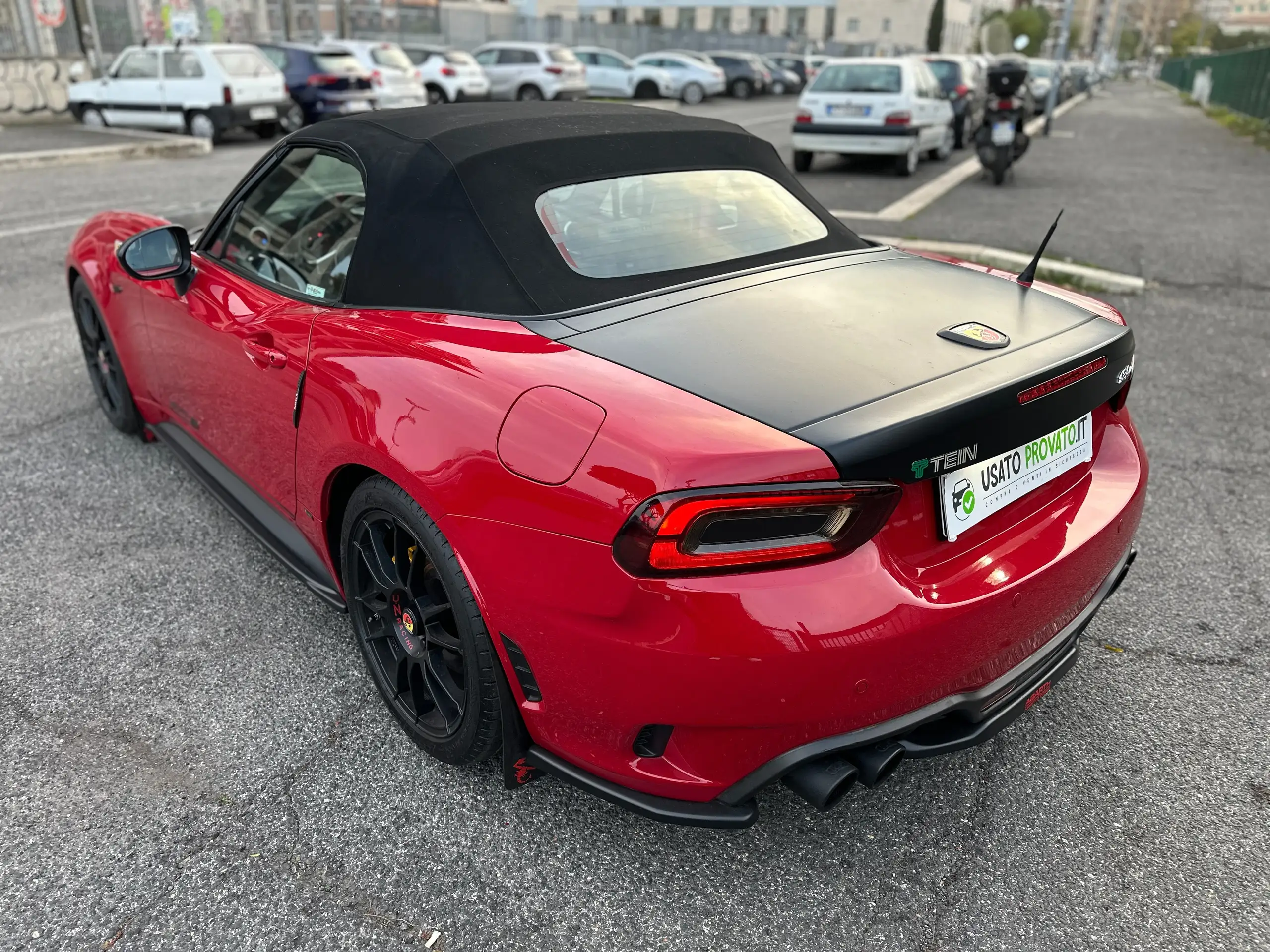 Abarth - 124 Spider