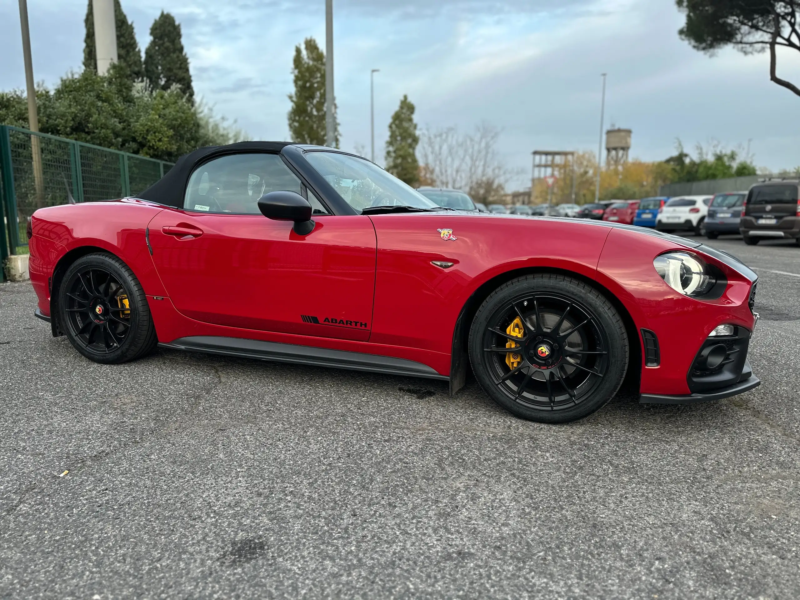 Abarth - 124 Spider