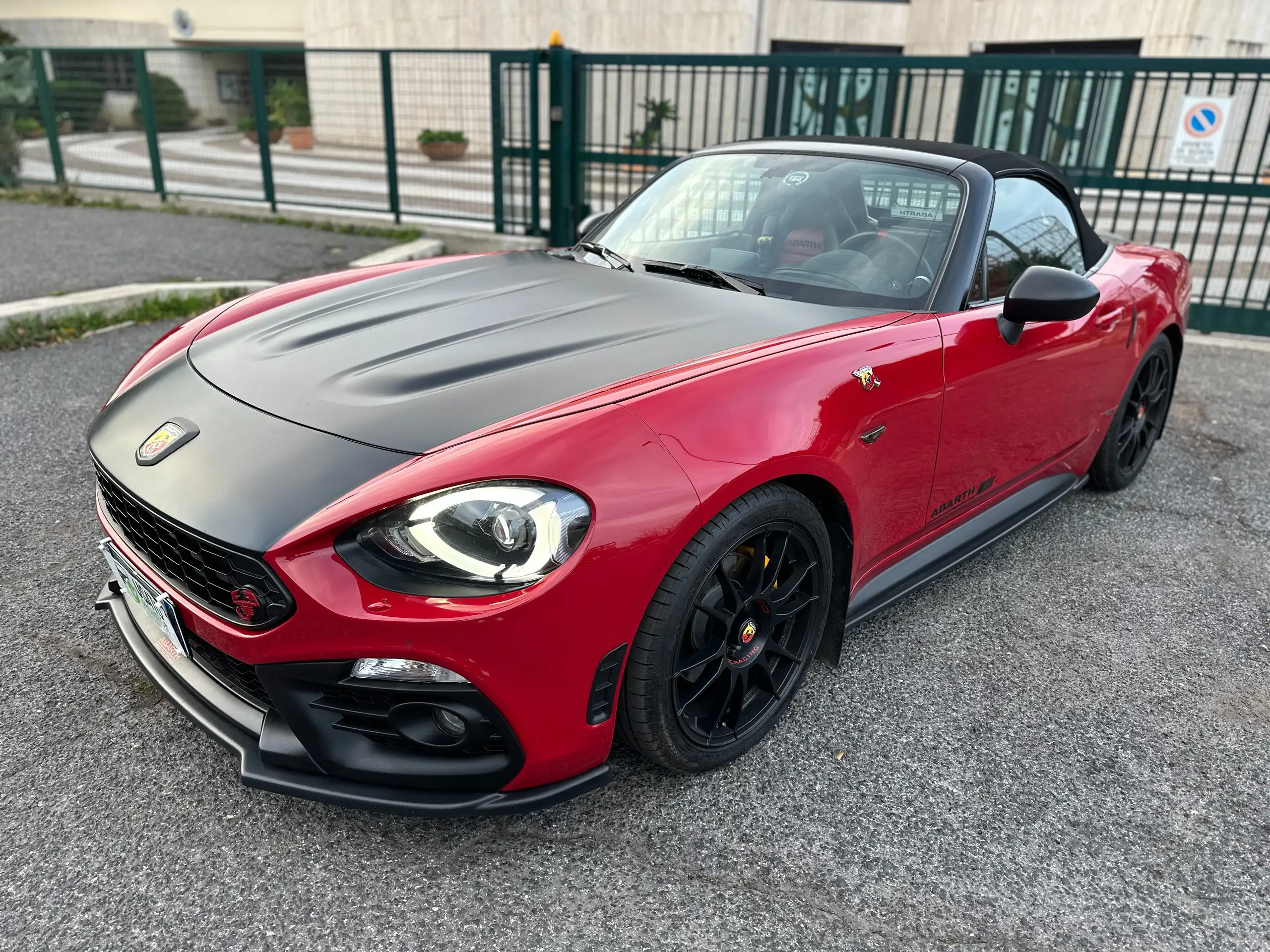 Abarth - 124 Spider