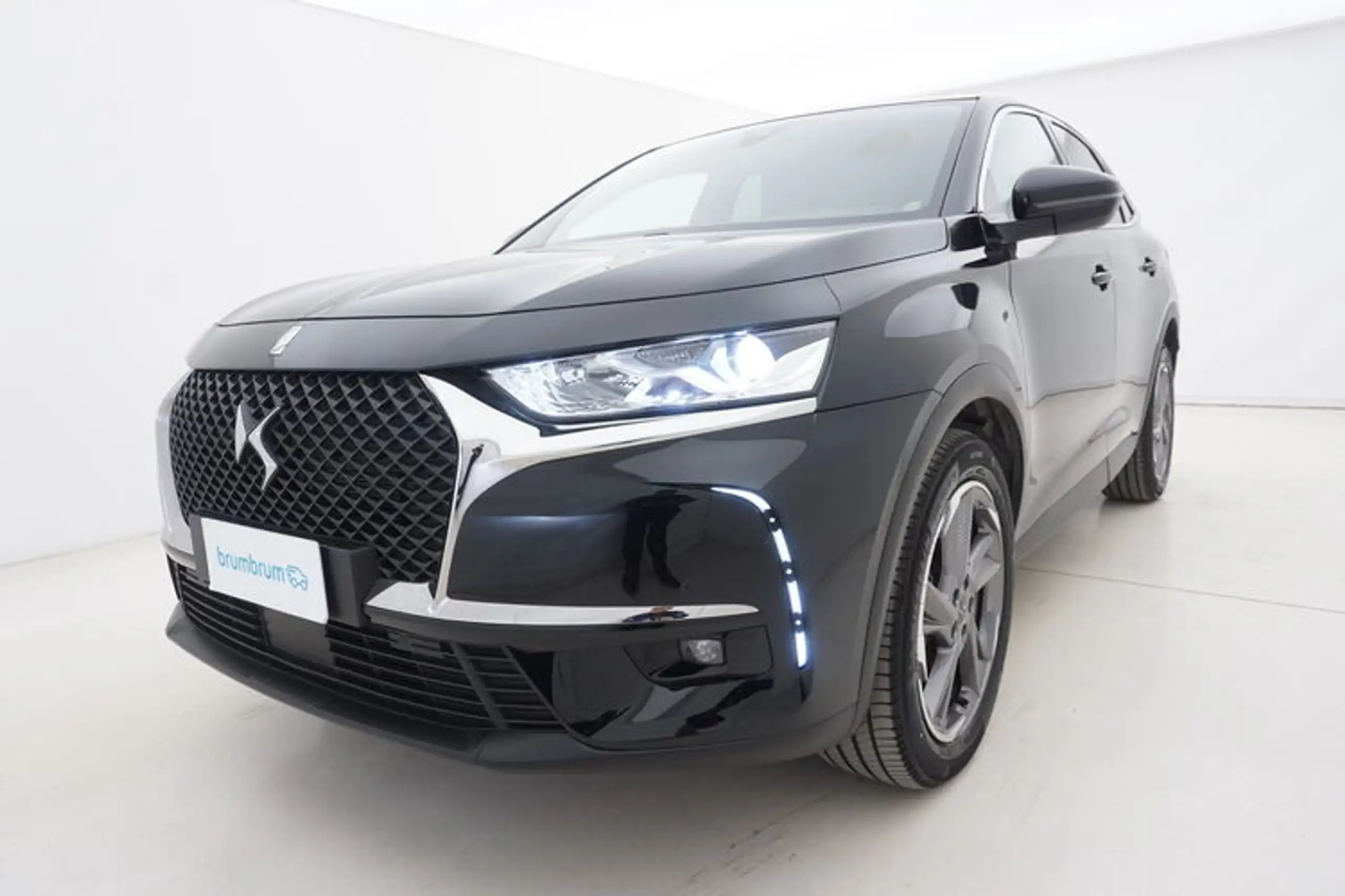 DS Automobiles - DS 7 Crossback