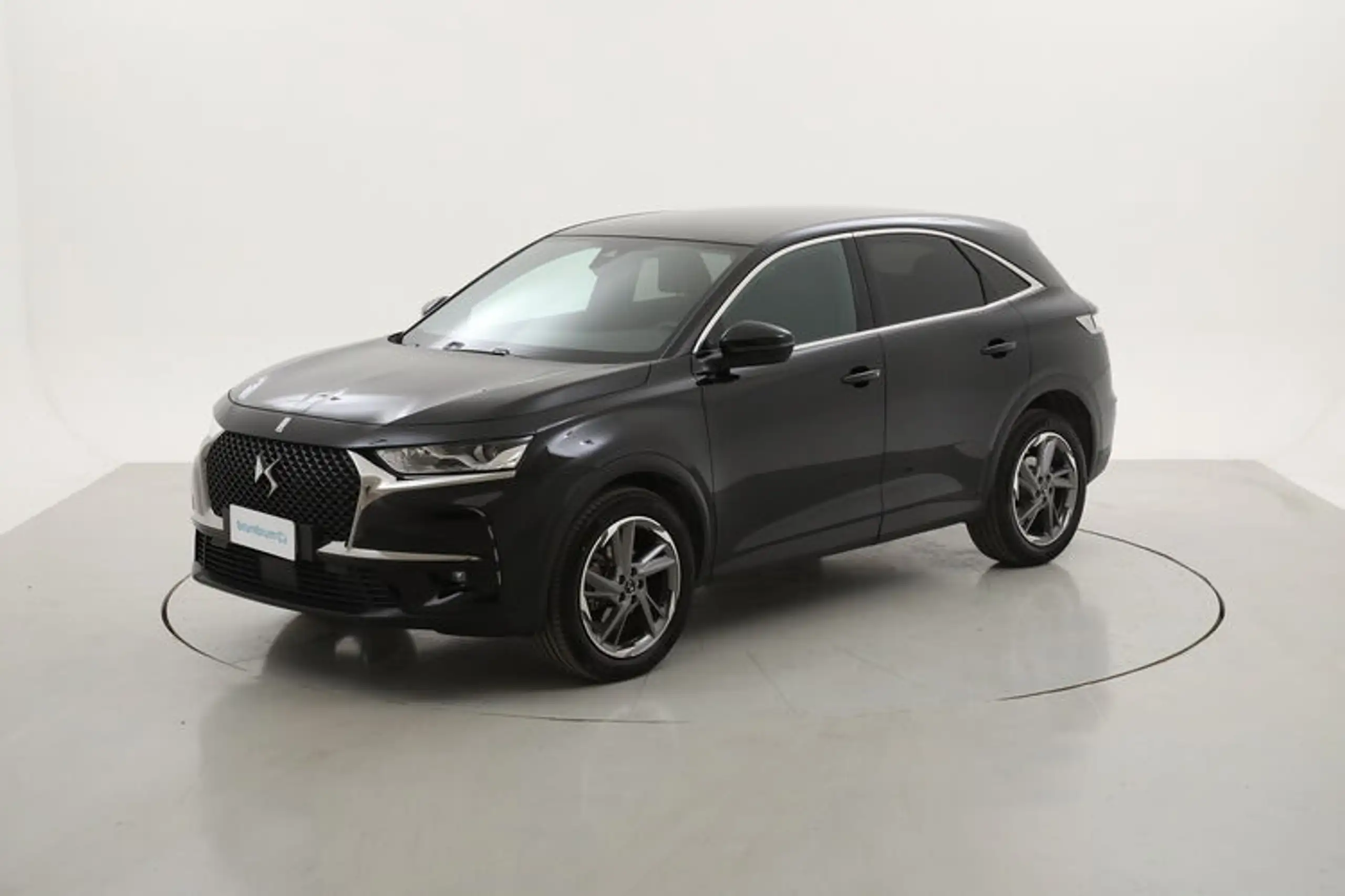 DS Automobiles - DS 7 Crossback