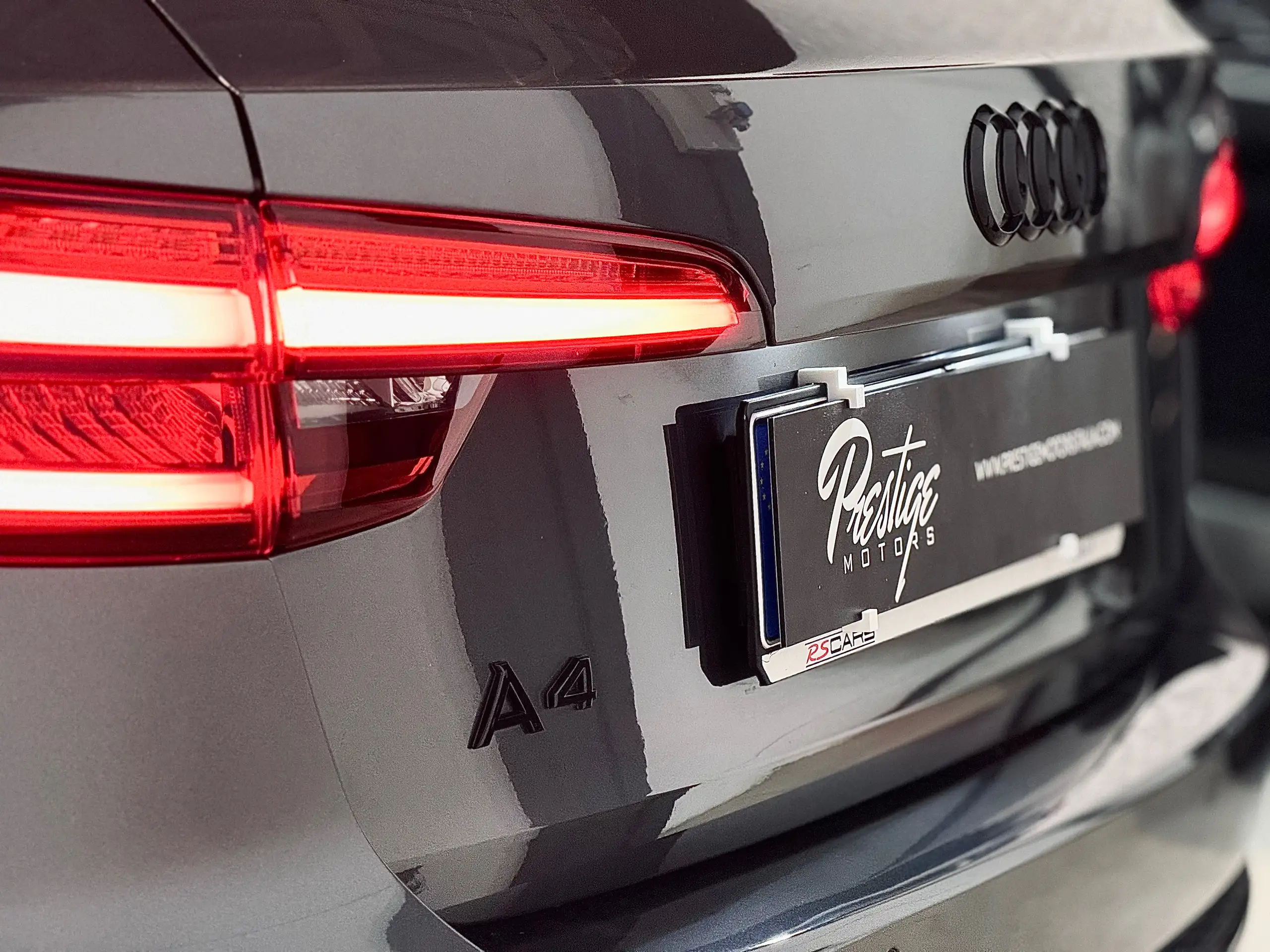 Audi - A4