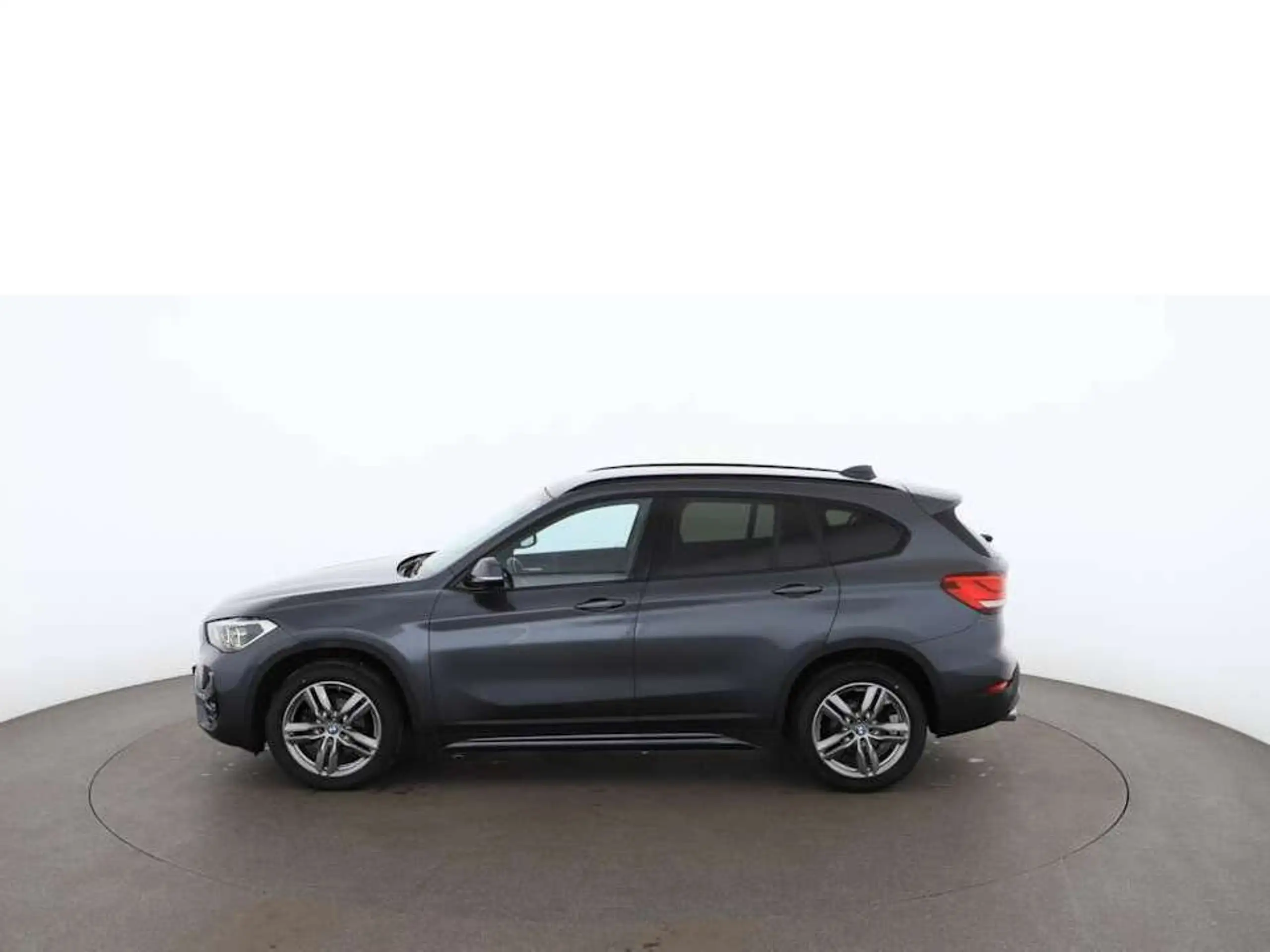 BMW - X1