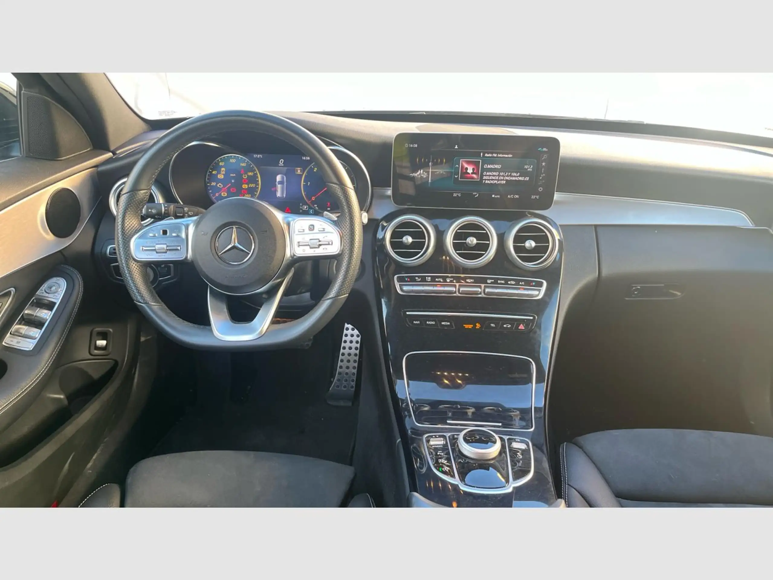 Mercedes-Benz - C 220