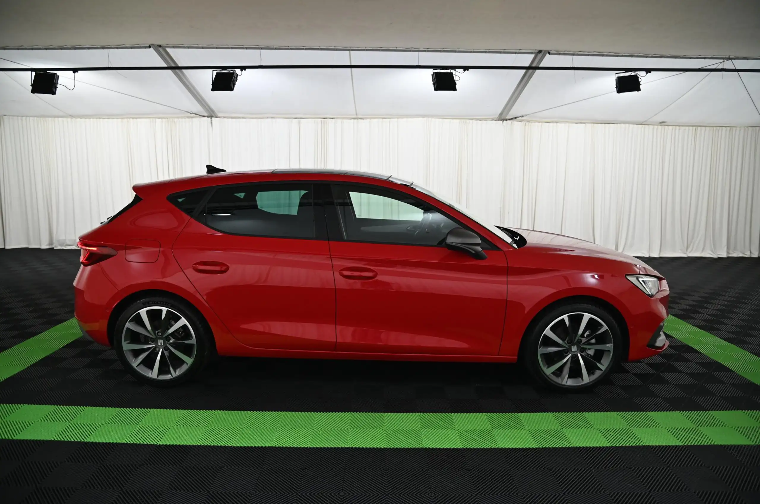 SEAT - Leon