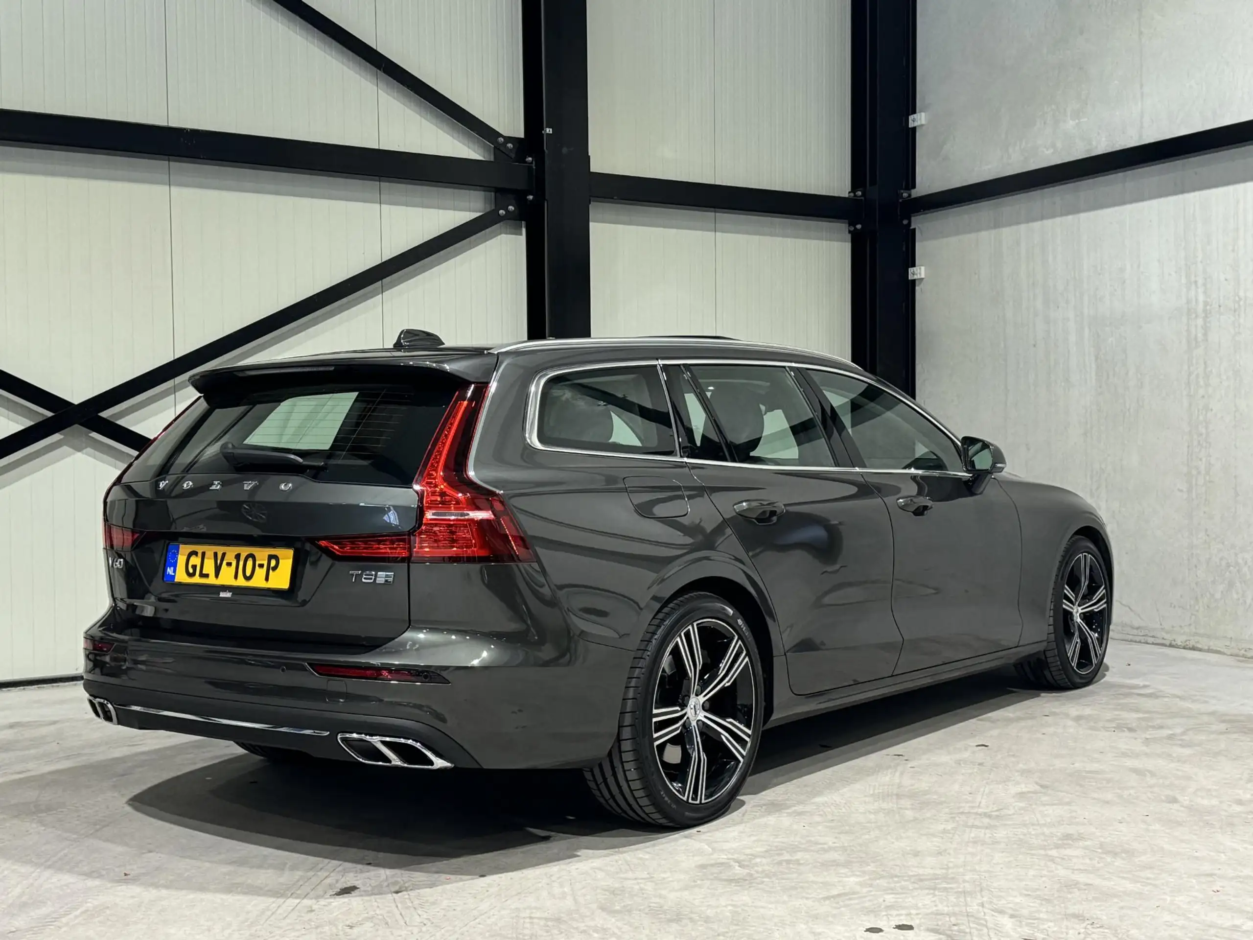 Volvo - V60