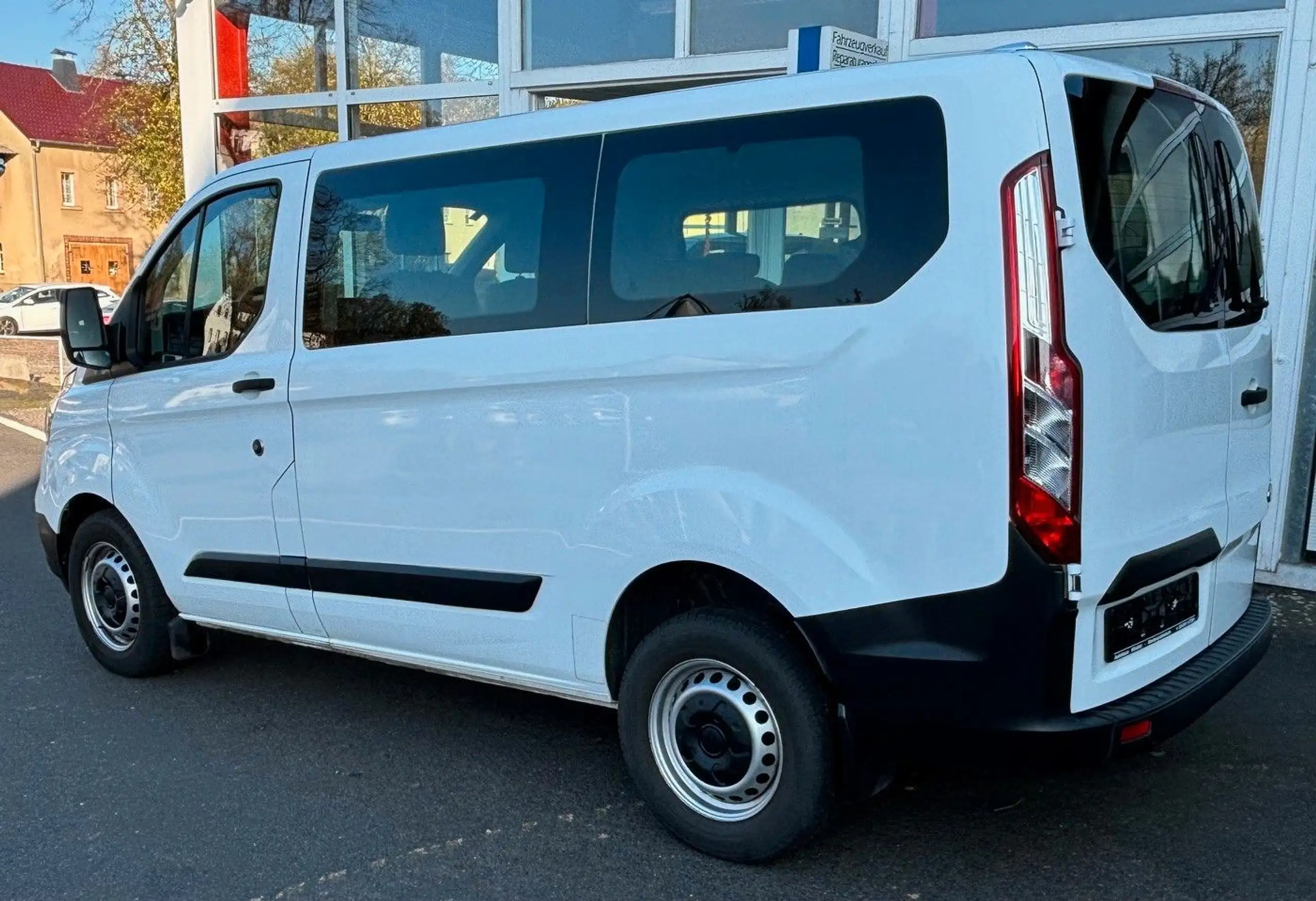 Ford - Transit Custom