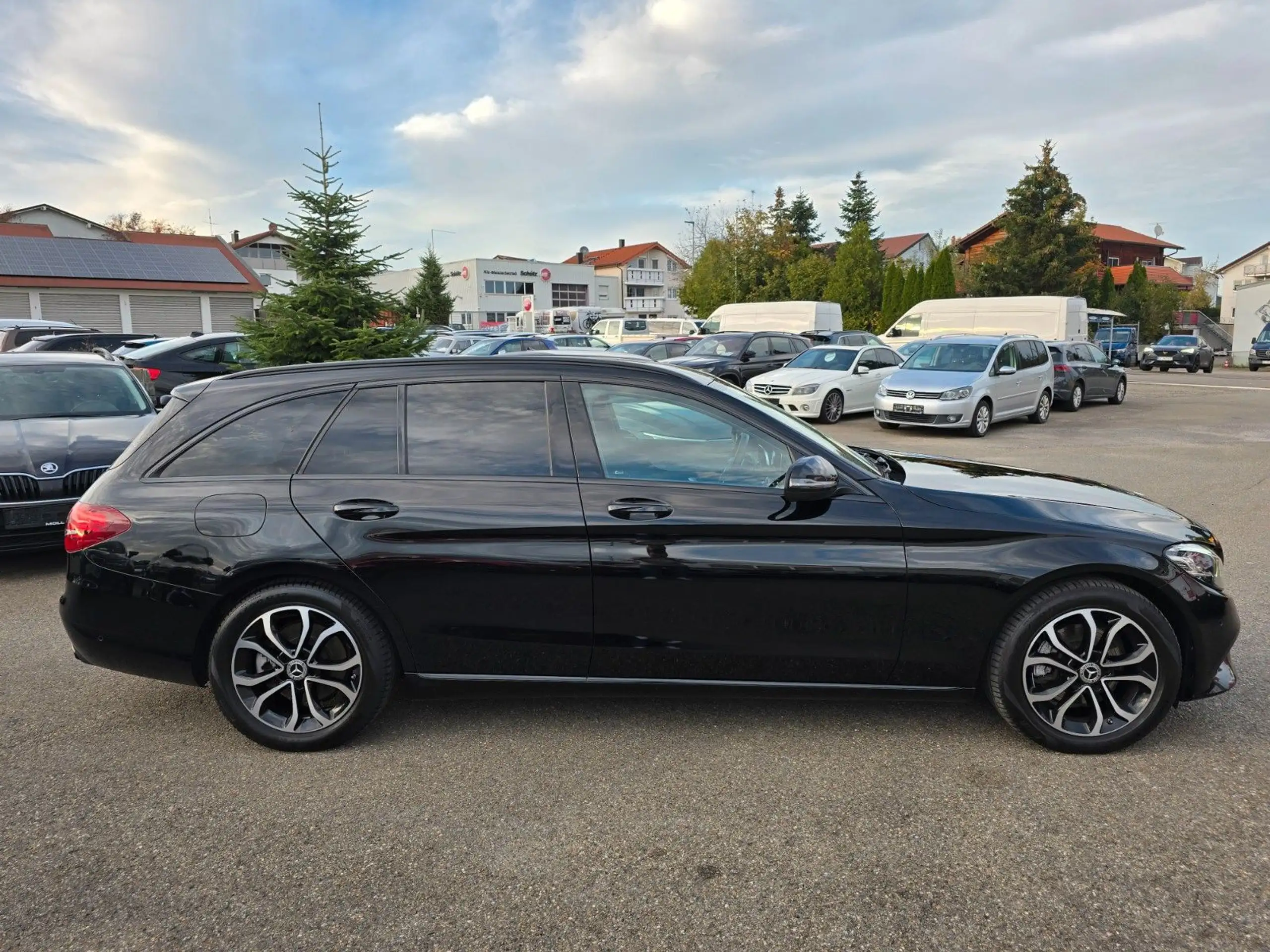 Mercedes-Benz - C 220