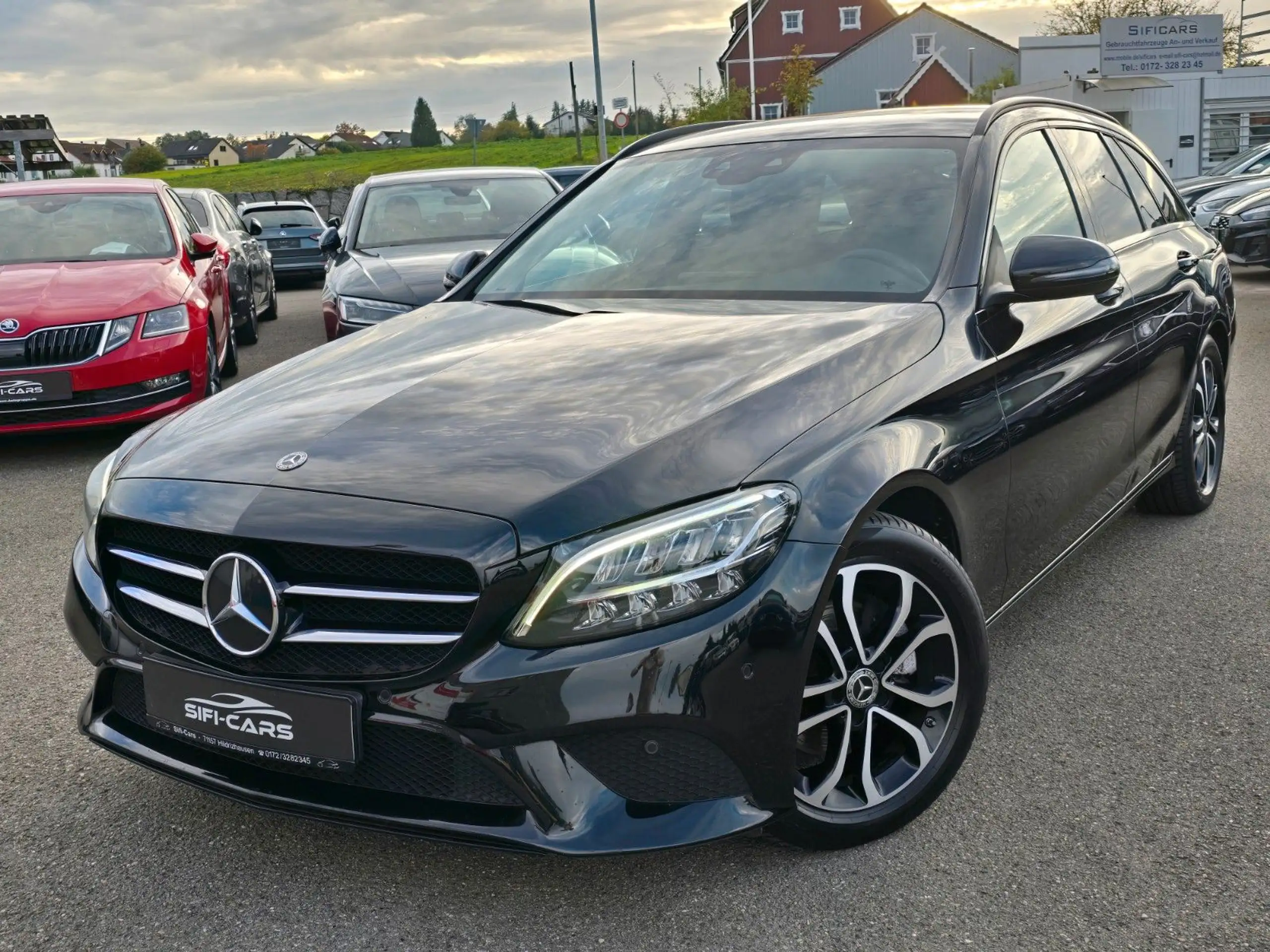 Mercedes-Benz - C 220