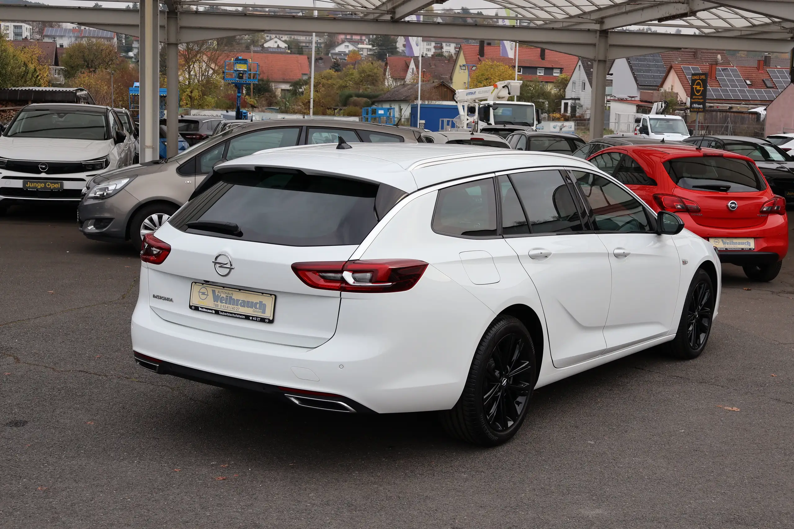 Opel - Insignia