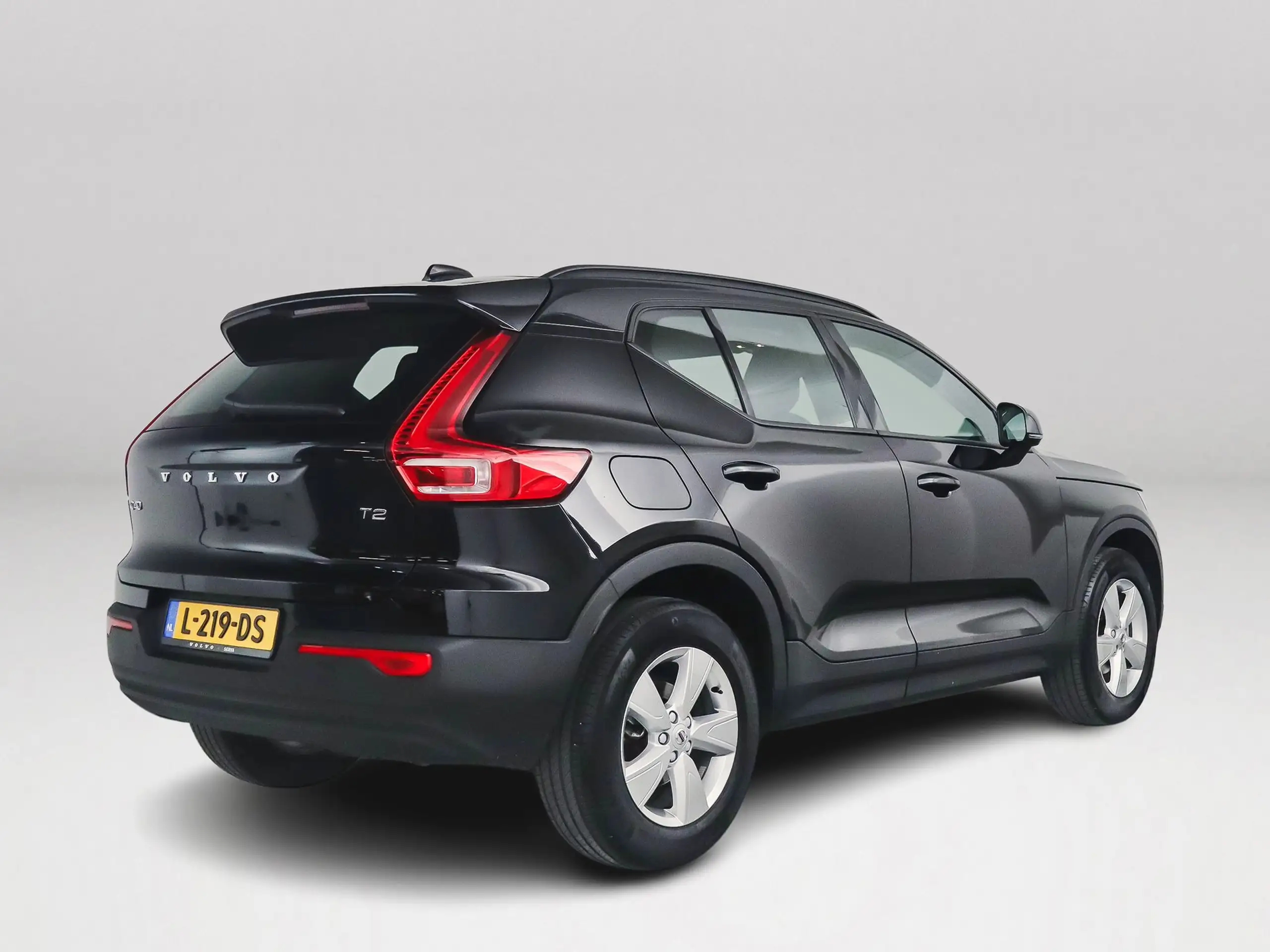 Volvo - XC40