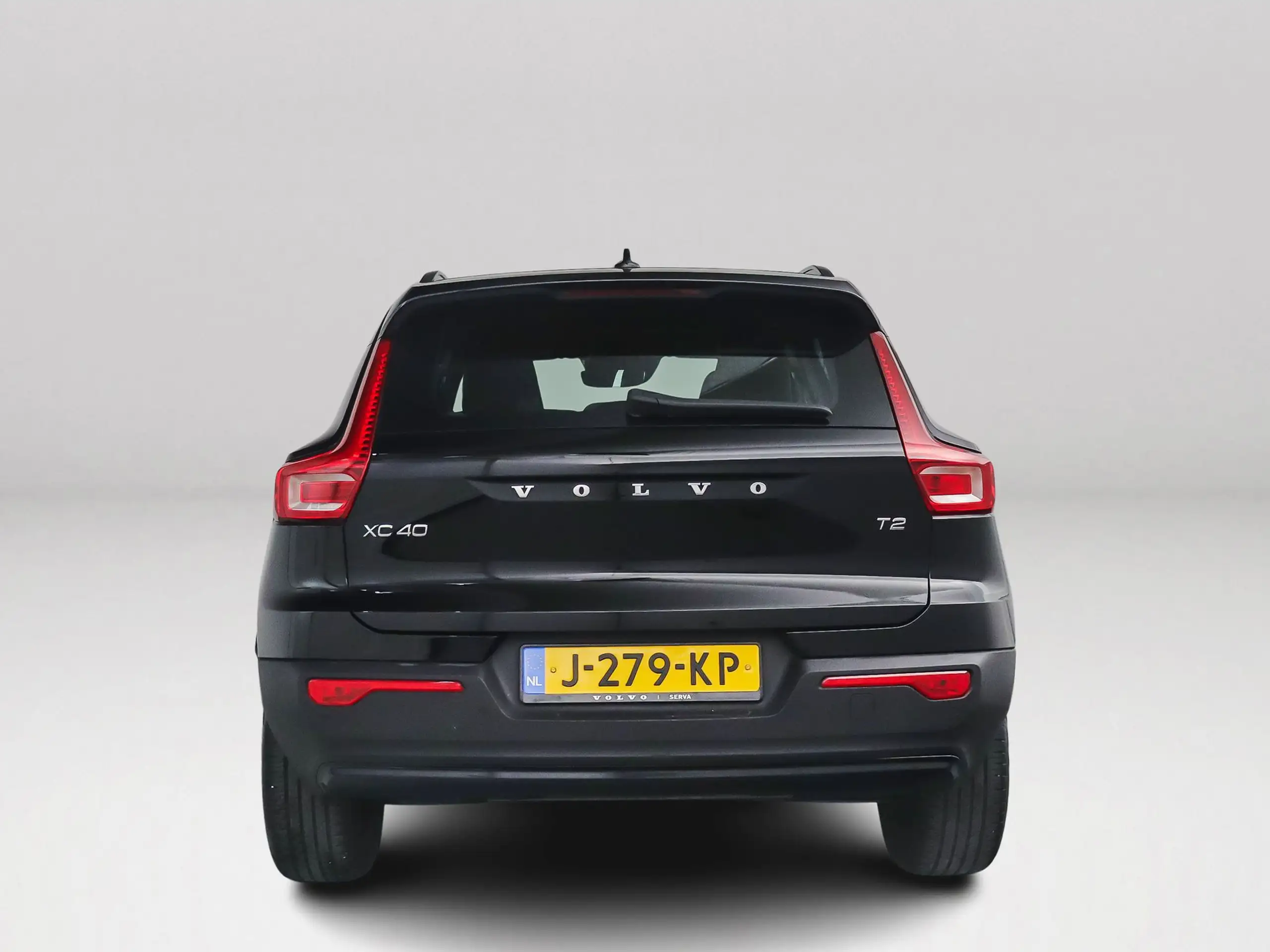 Volvo - XC40