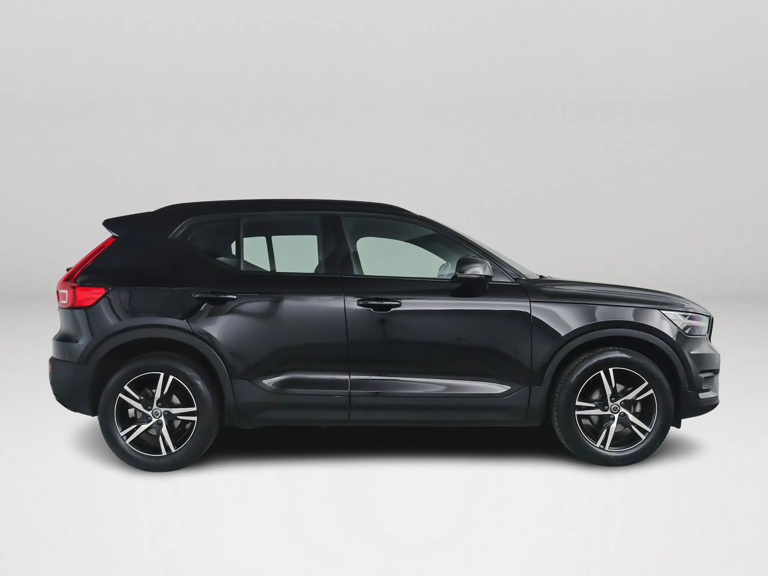 Volvo - XC40