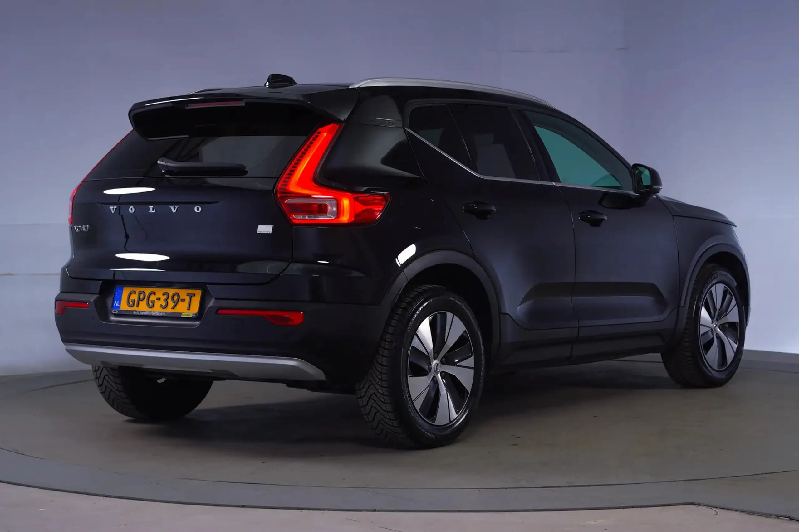 Volvo - XC40