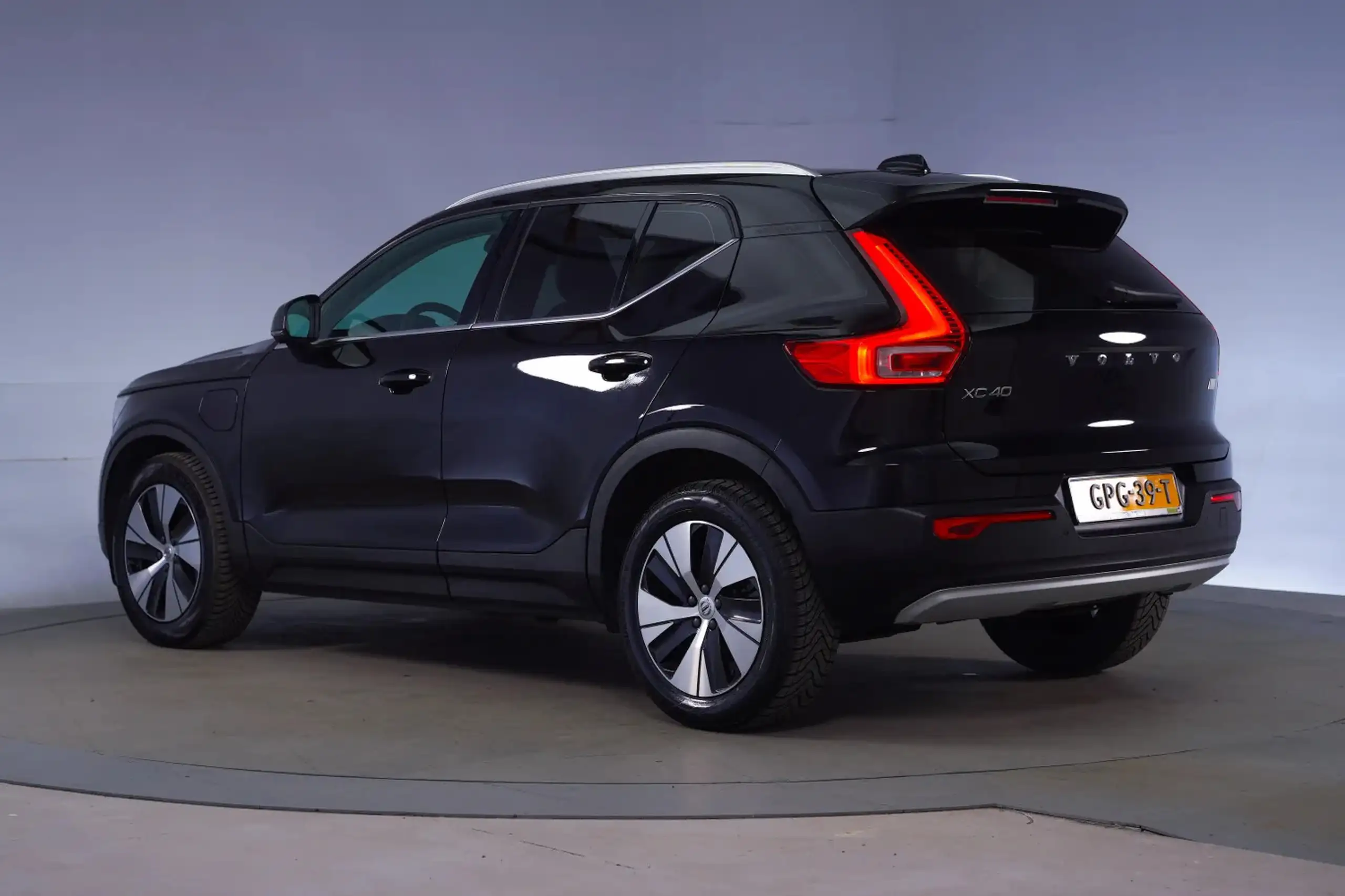 Volvo - XC40