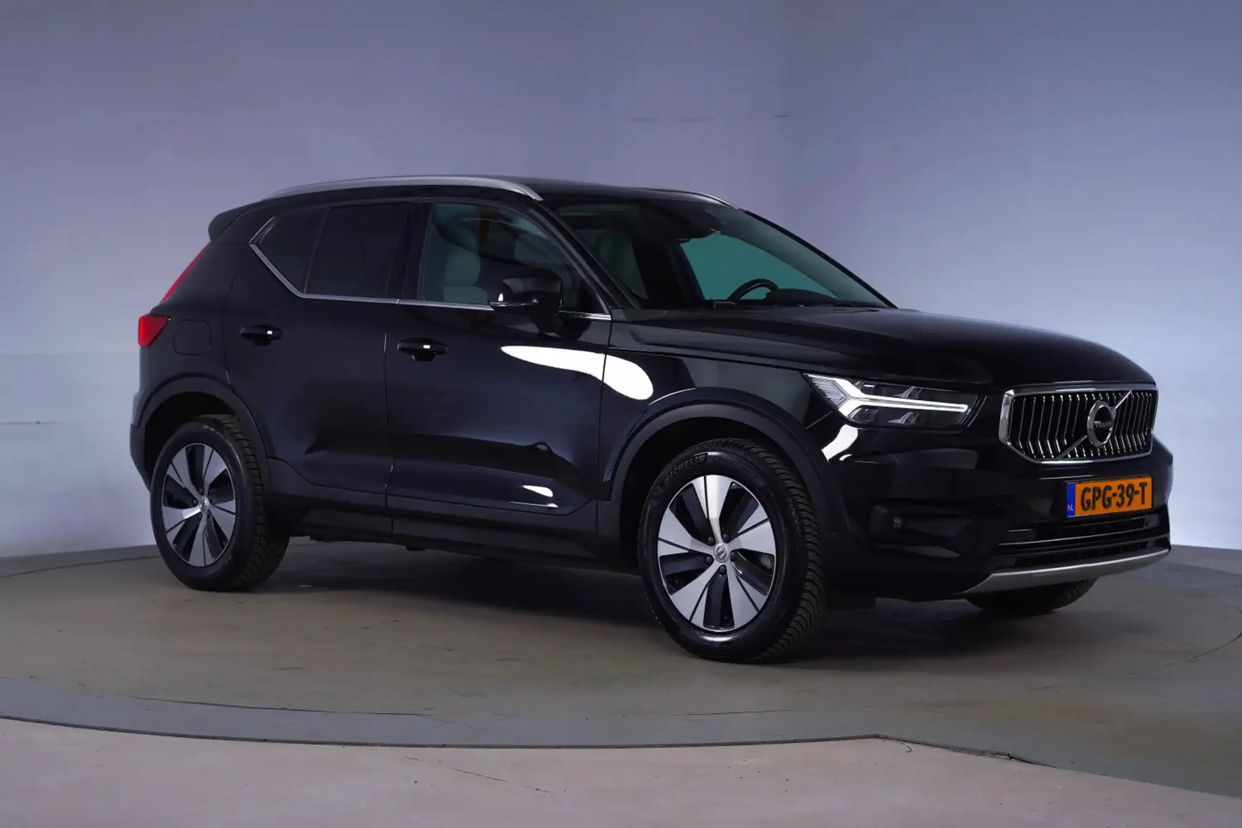 Volvo - XC40