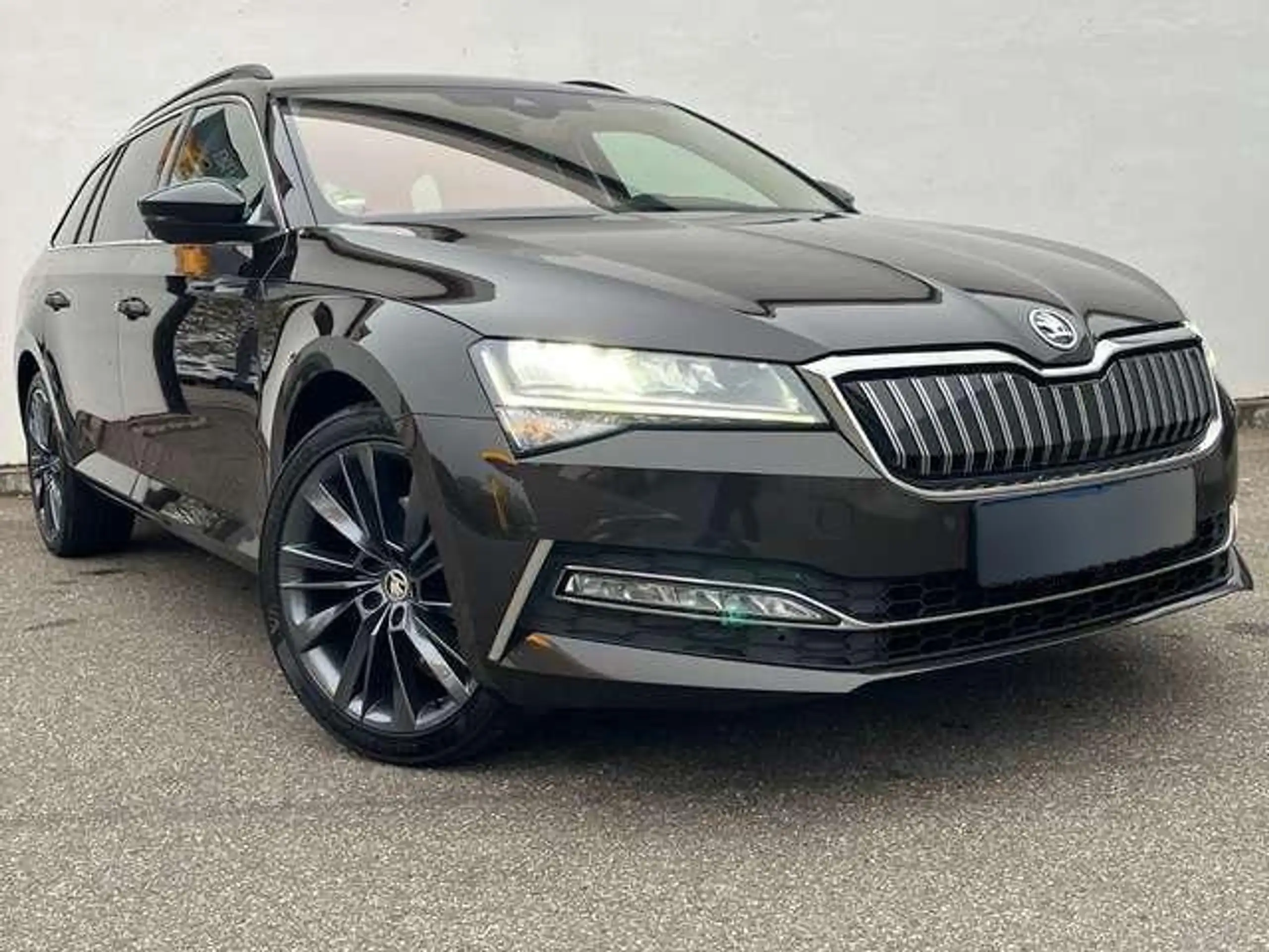 Skoda - Superb