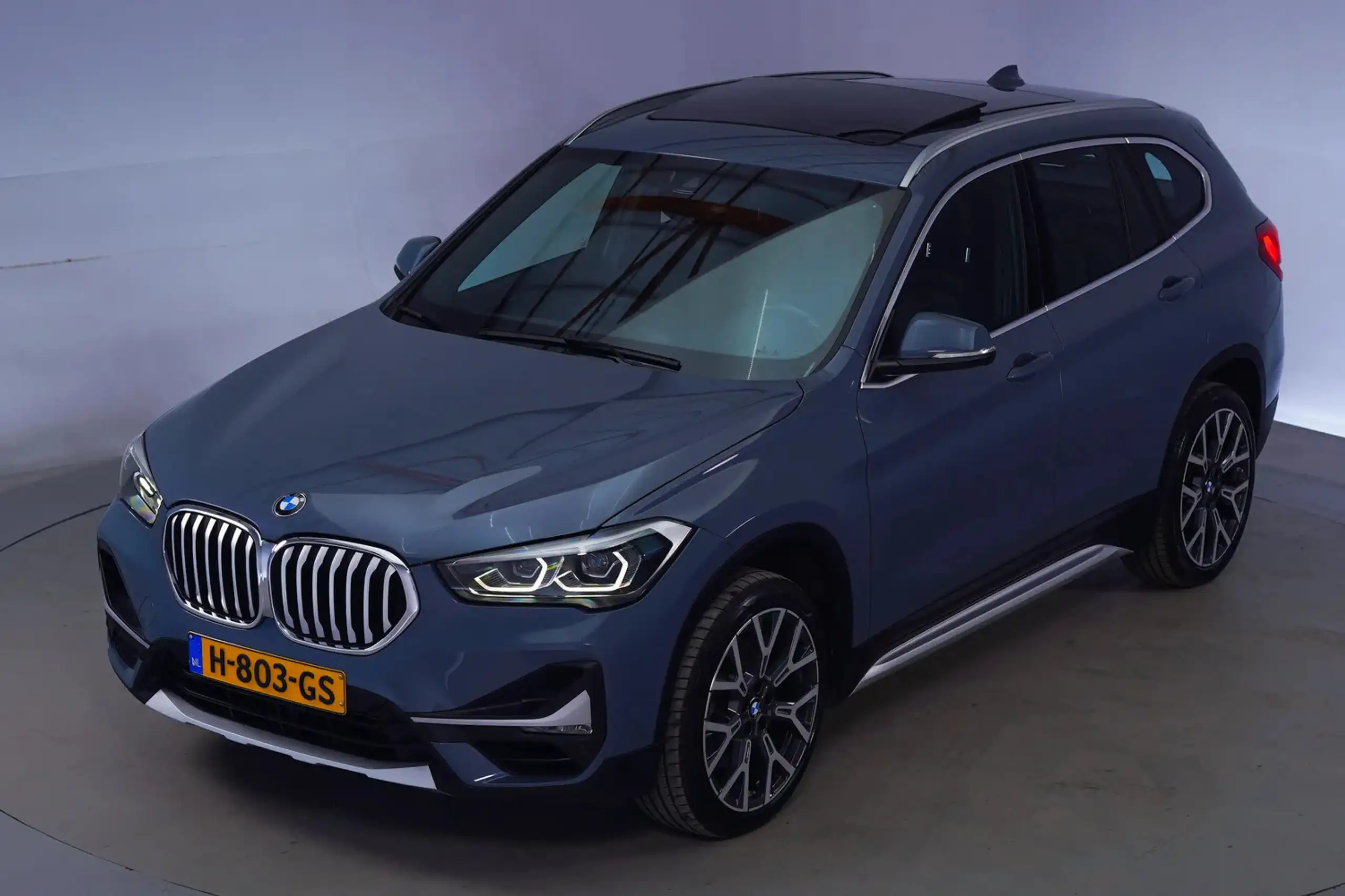 BMW - X1