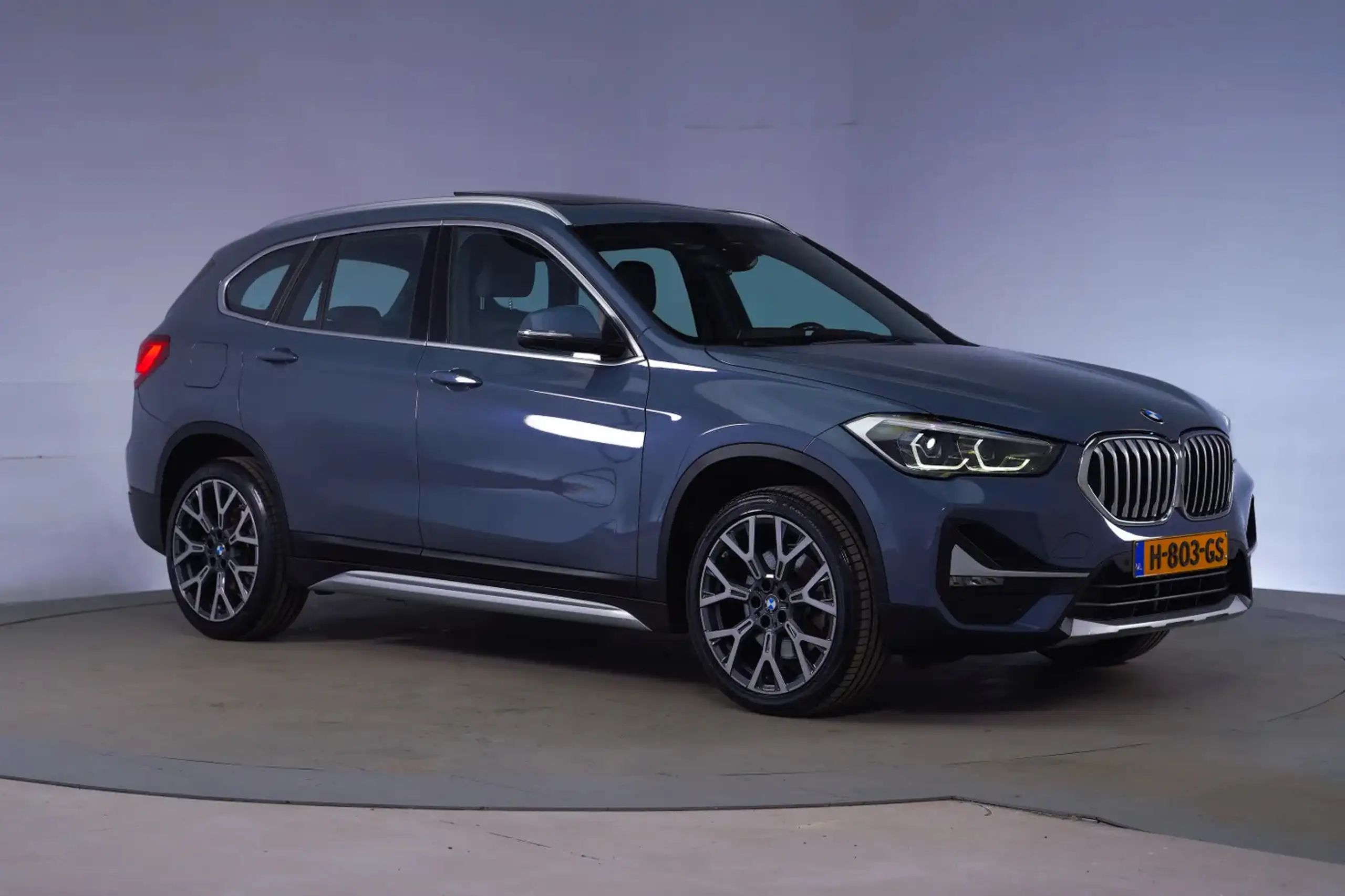 BMW - X1