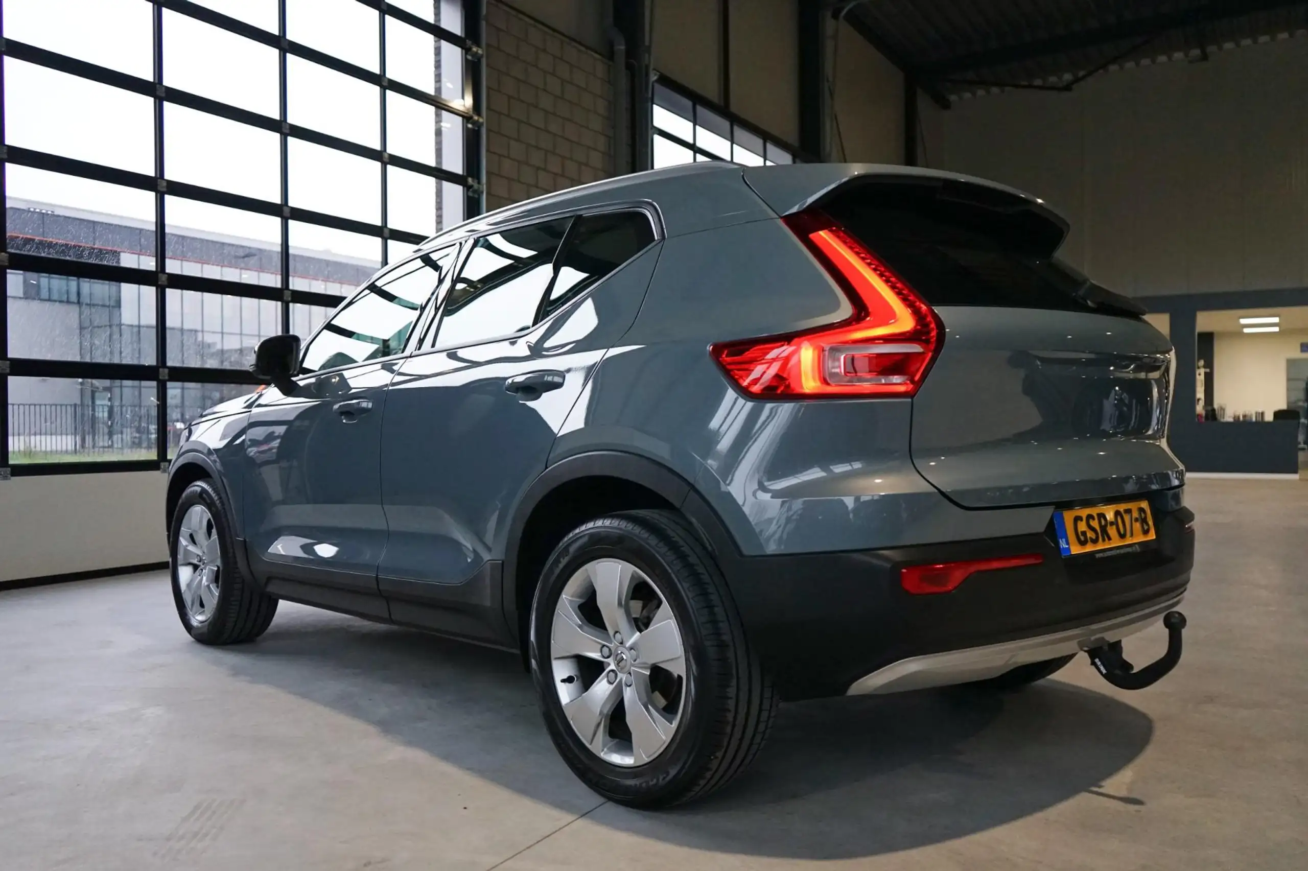 Volvo - XC40