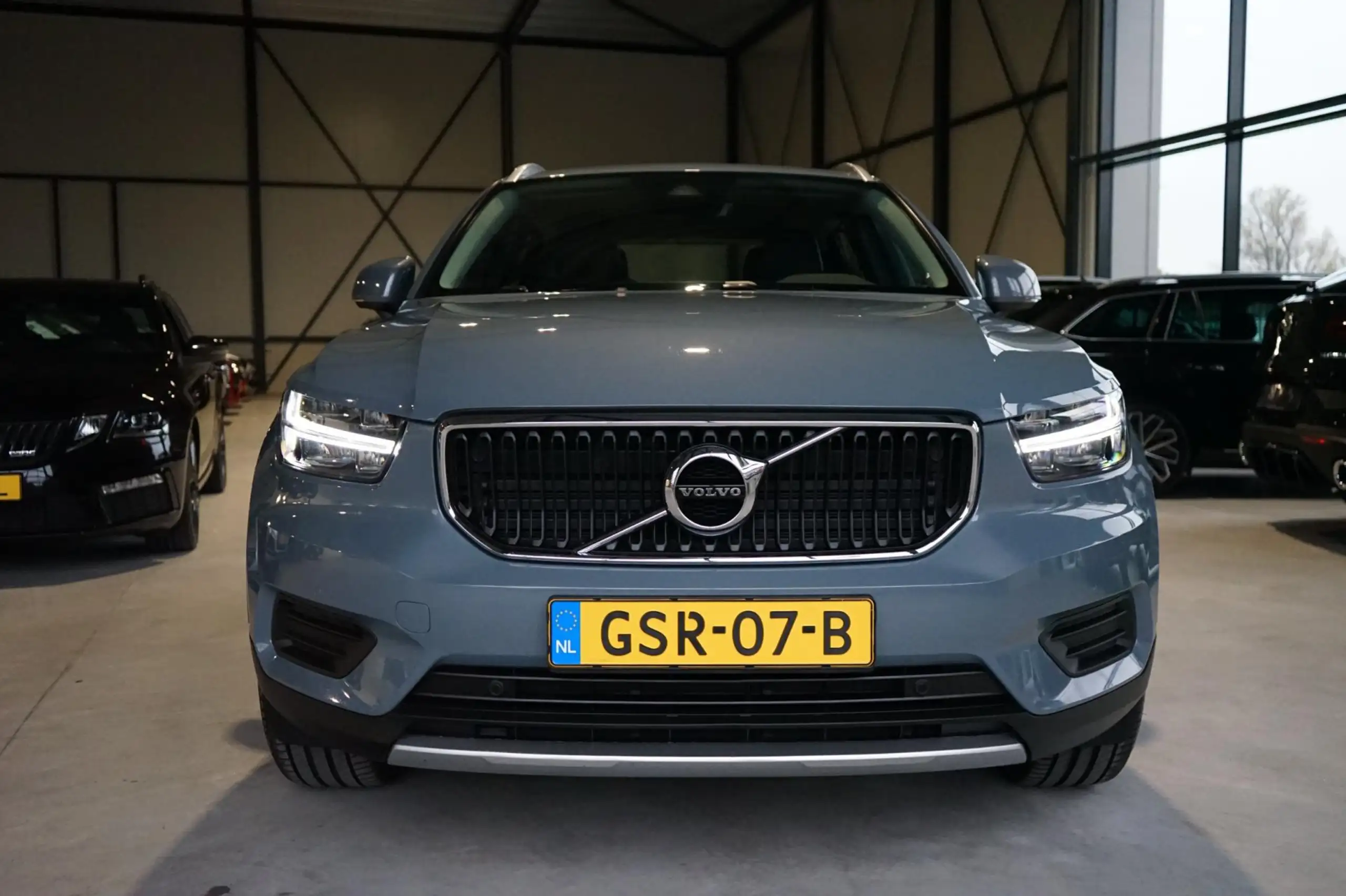 Volvo - XC40