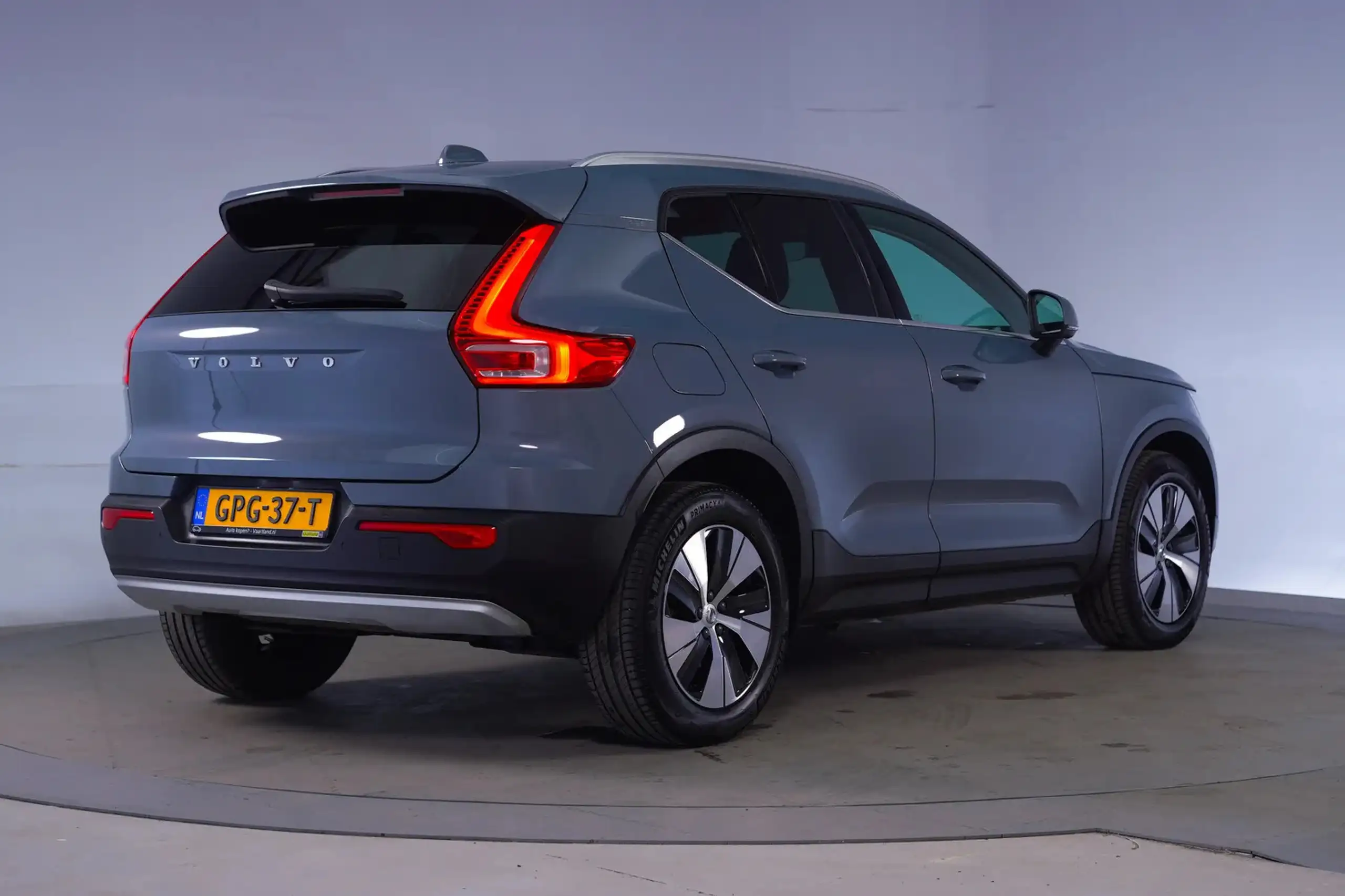 Volvo - XC40