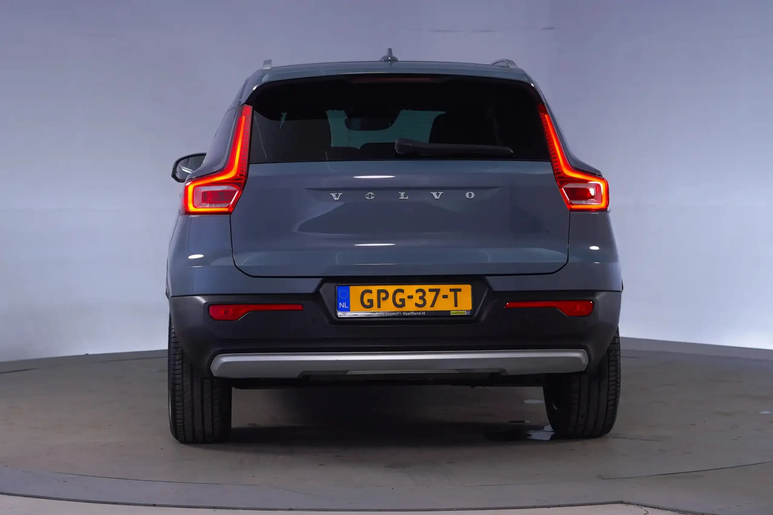 Volvo - XC40